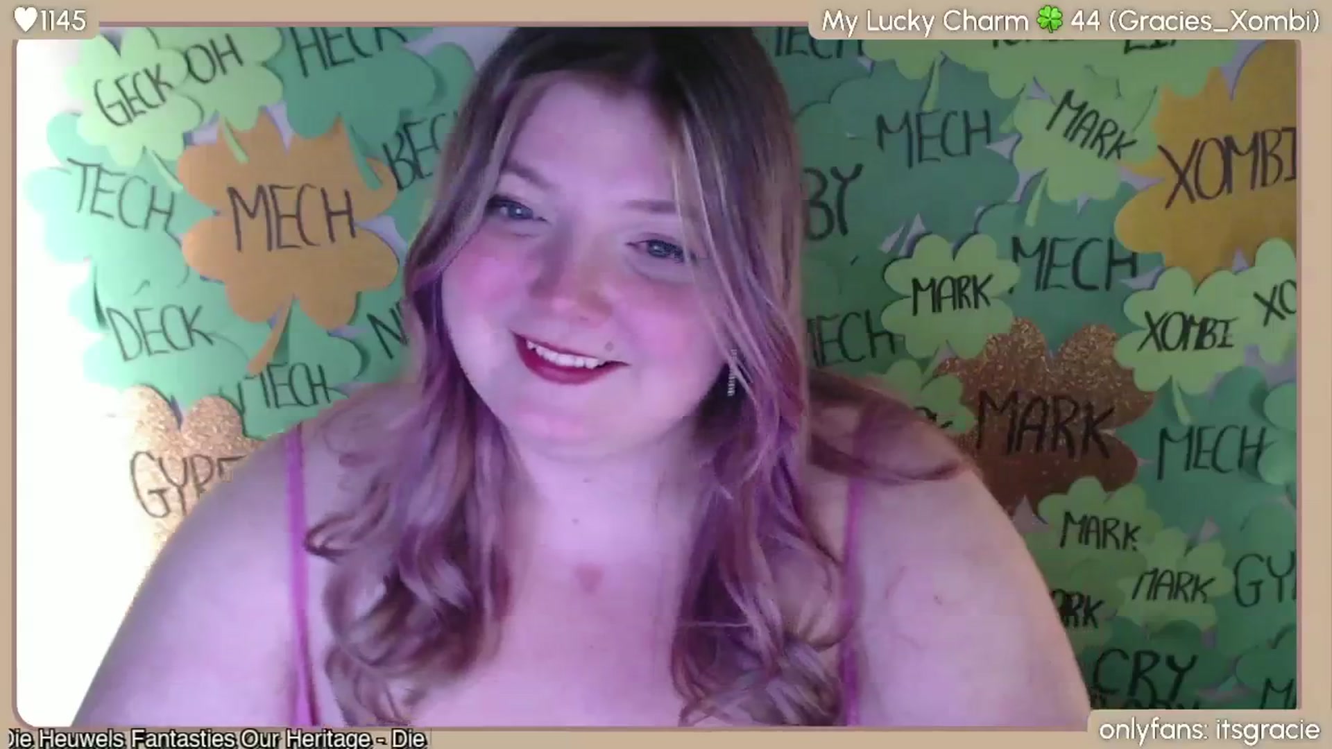 Gallery image thumbnail from Gracie's myfreecams stream on, 03/17/2024, 24:13 image 18 of 20