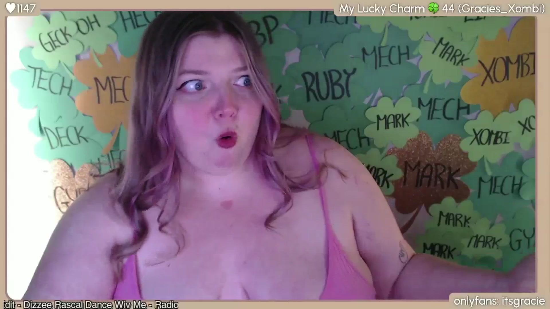 Gallery image thumbnail from Gracie's myfreecams stream on, 03/17/2024, 24:13 image 13 of 20