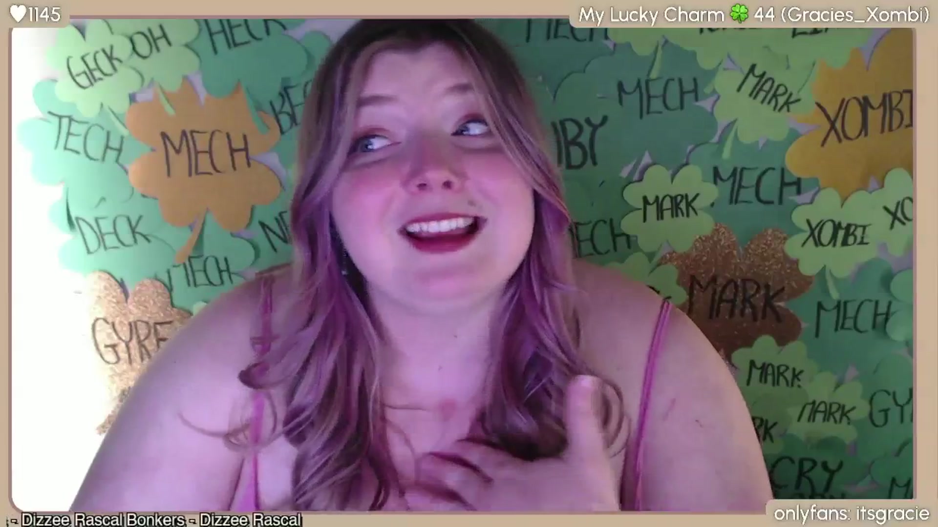 Gallery image thumbnail from Gracie's myfreecams stream on, 03/17/2024, 24:13 image 15 of 20