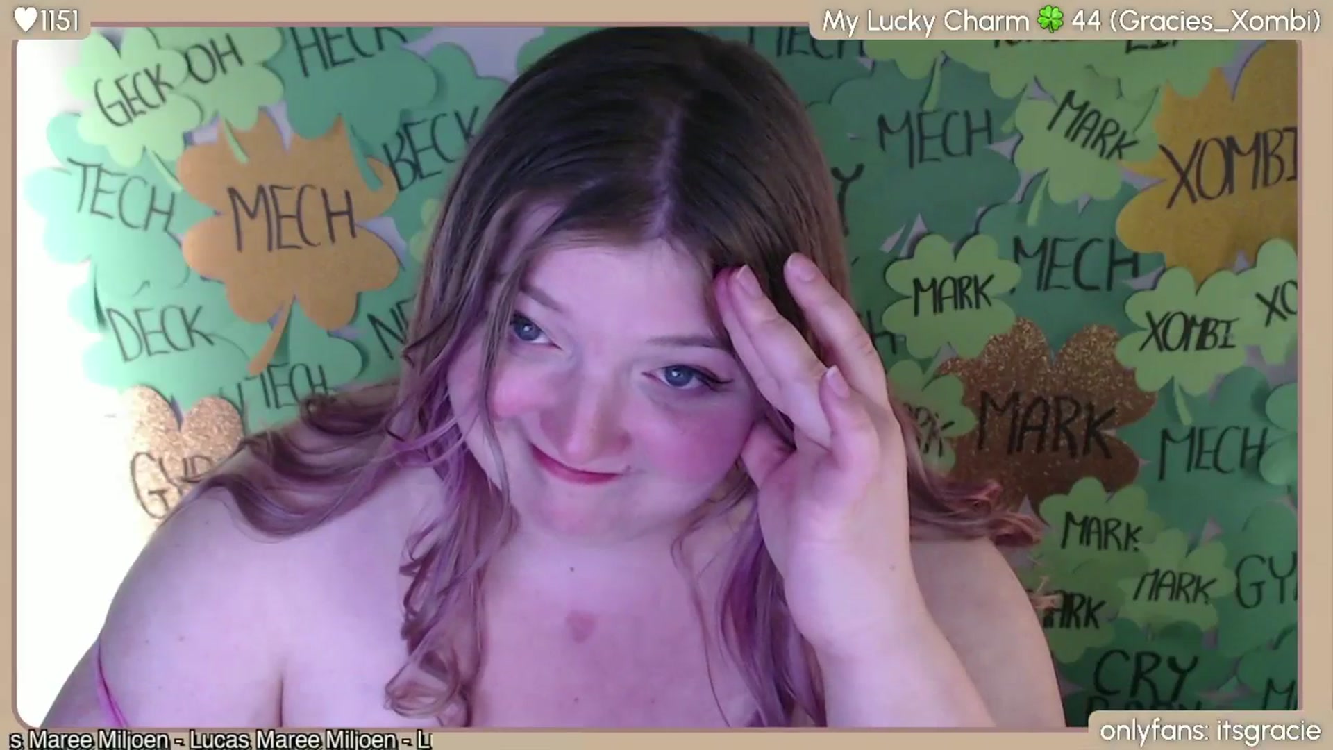 Gallery image thumbnail from Gracie's myfreecams stream on, 03/17/2024, 24:13 image 6 of 20