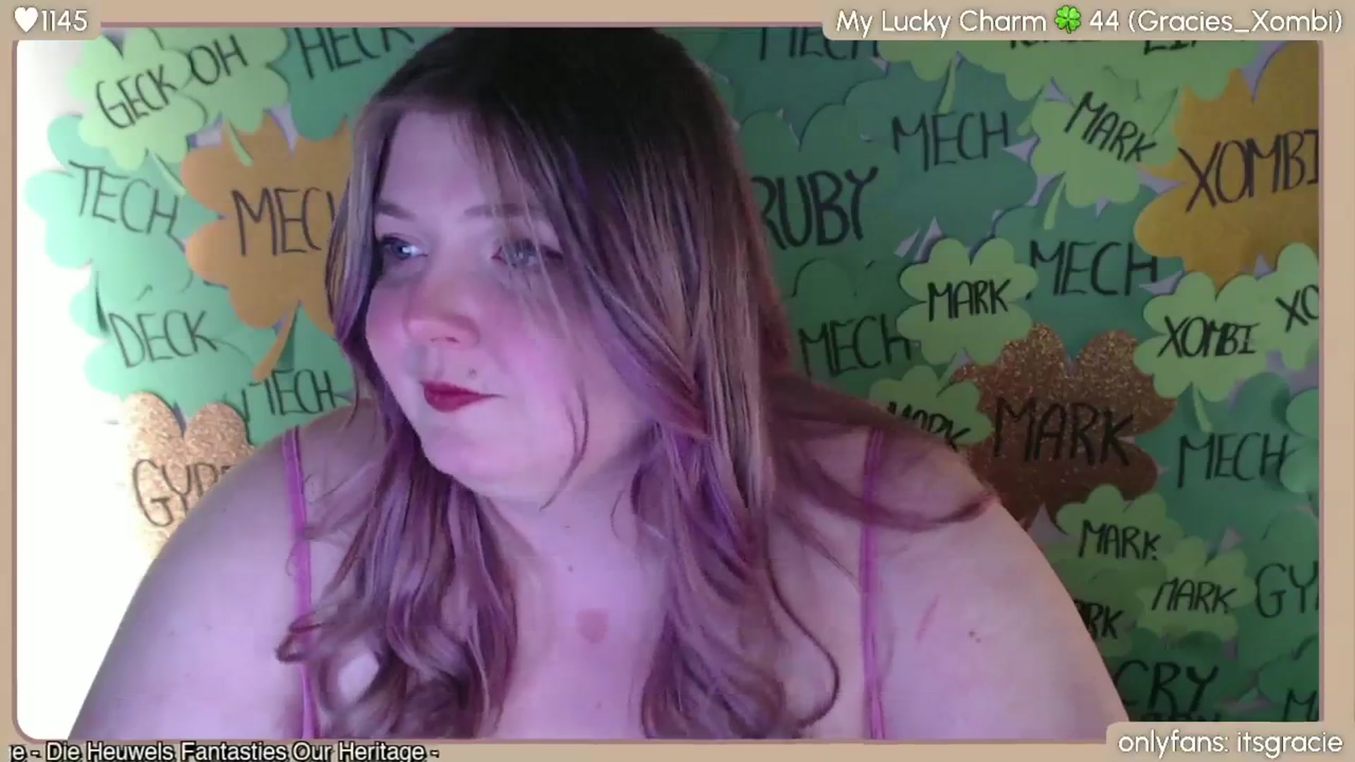 Gallery image thumbnail from Gracie's myfreecams stream on, 03/17/2024, 24:13 image 19 of 20