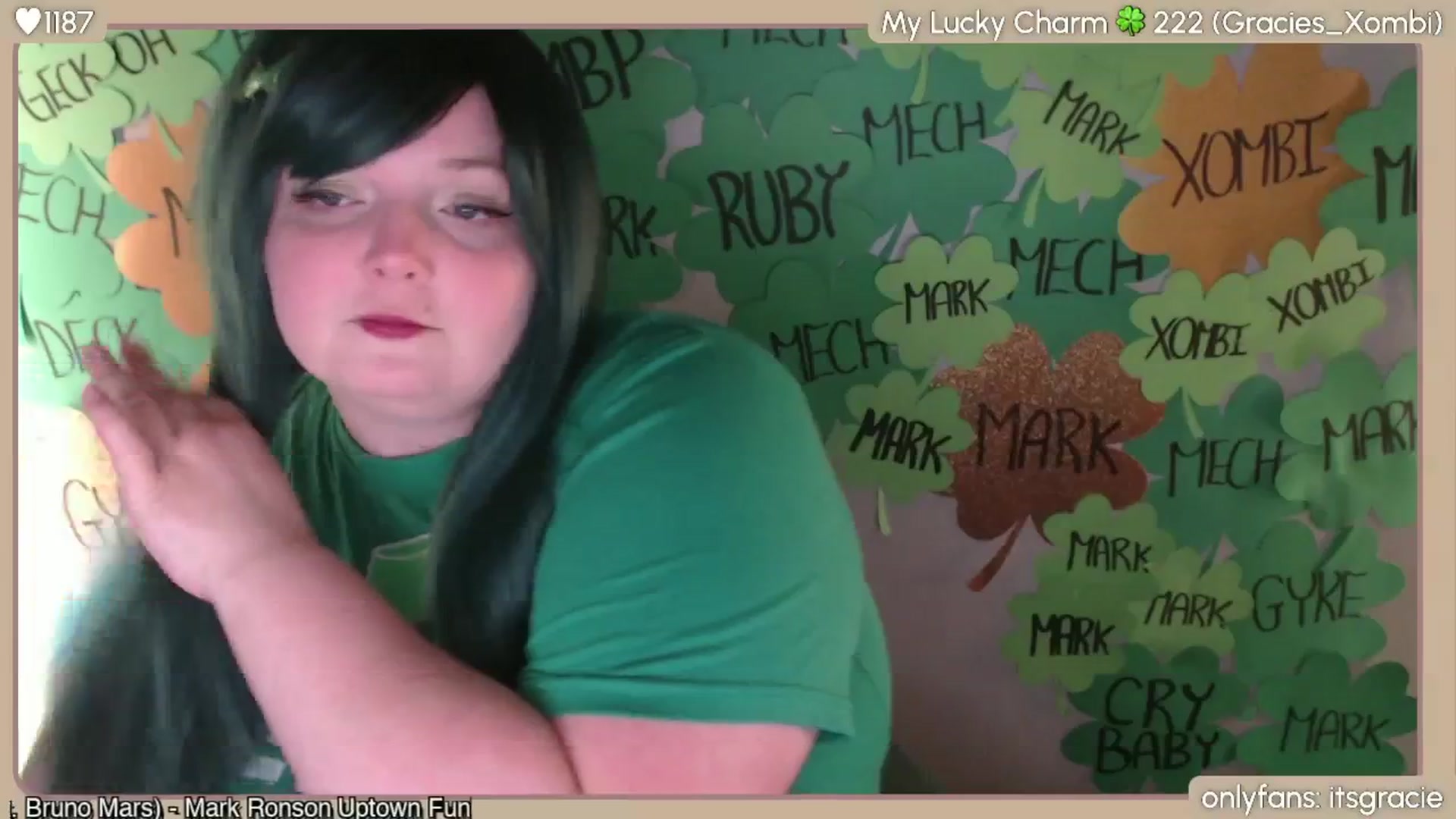 Gallery image thumbnail from Gracie's myfreecams stream on, 03/18/2024, 24:01 image 15 of 20