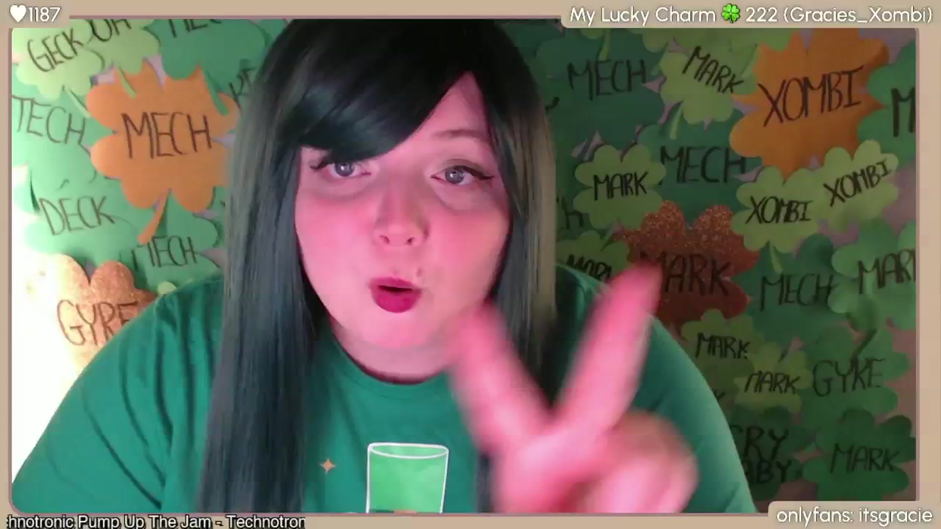 Gallery image thumbnail from Gracie's myfreecams stream on, 03/18/2024, 24:01 image 19 of 20