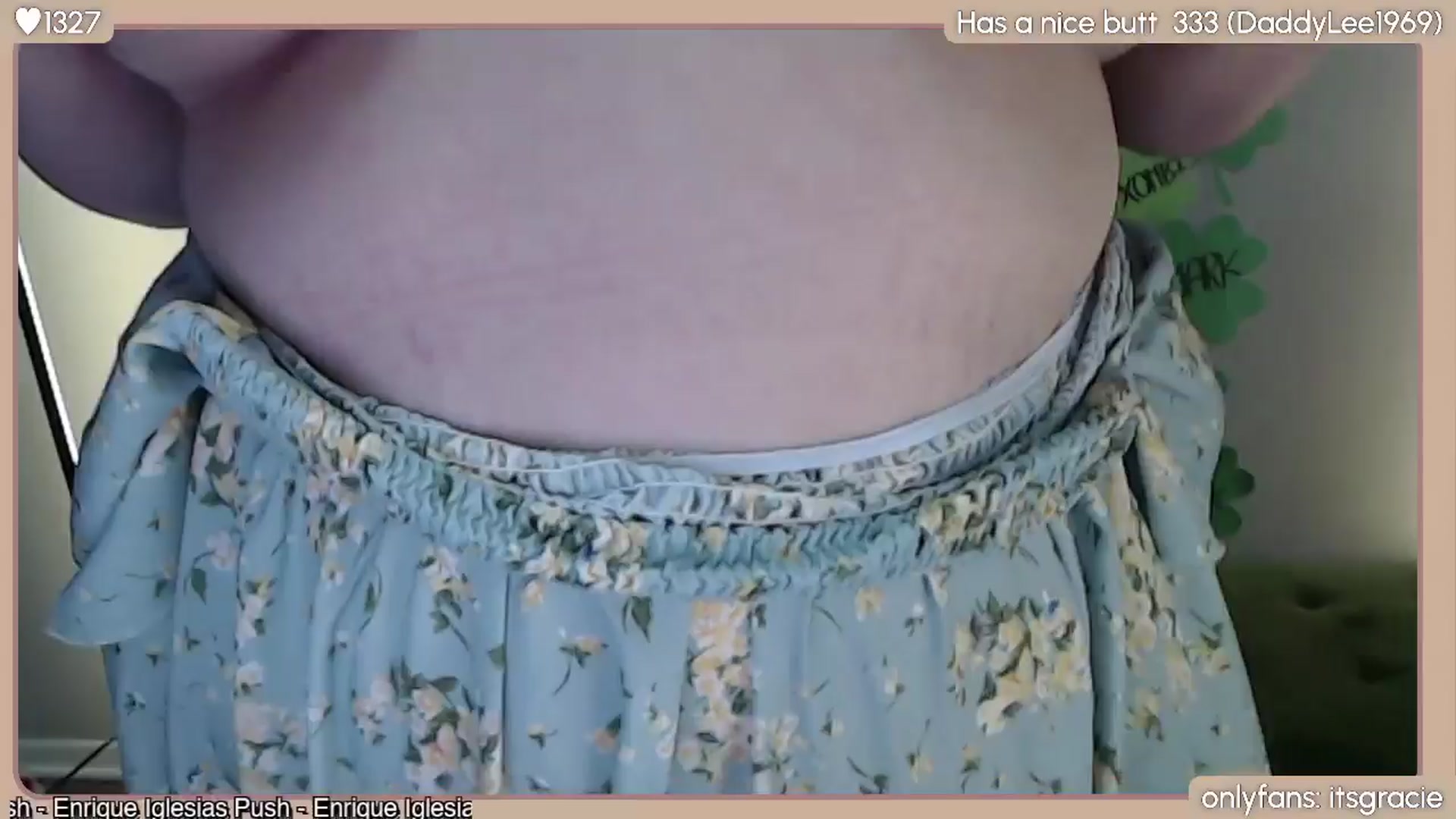 Gallery image thumbnail from Gracie's myfreecams stream on, 03/28/2024, 24:56 image 10 of 20