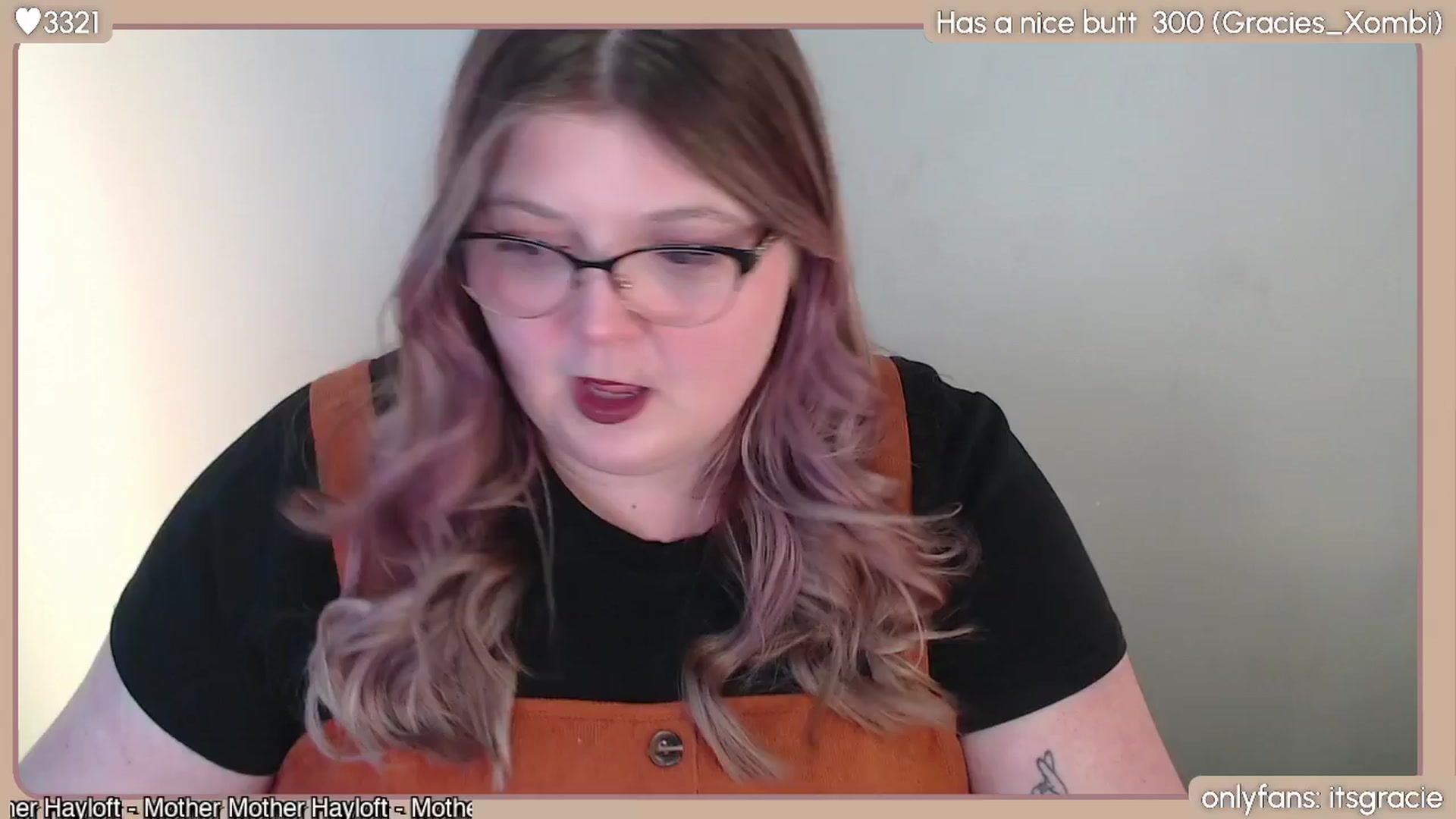 Gallery image thumbnail from Gracie's myfreecams stream on, 04/02/2024, 23:44 image 5 of 20