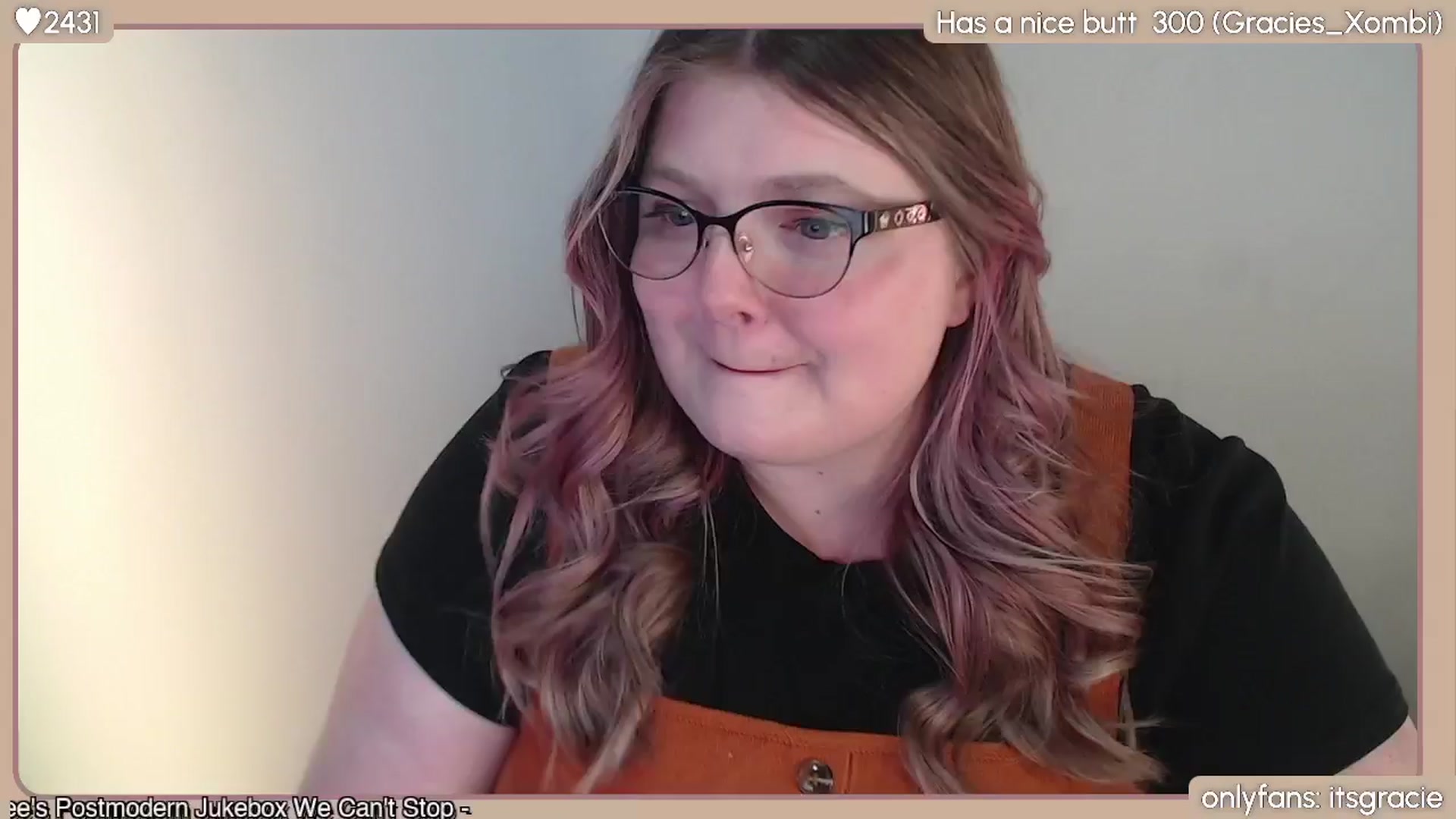 Gallery image thumbnail from Gracie's myfreecams stream on, 04/02/2024, 23:44 image 11 of 20