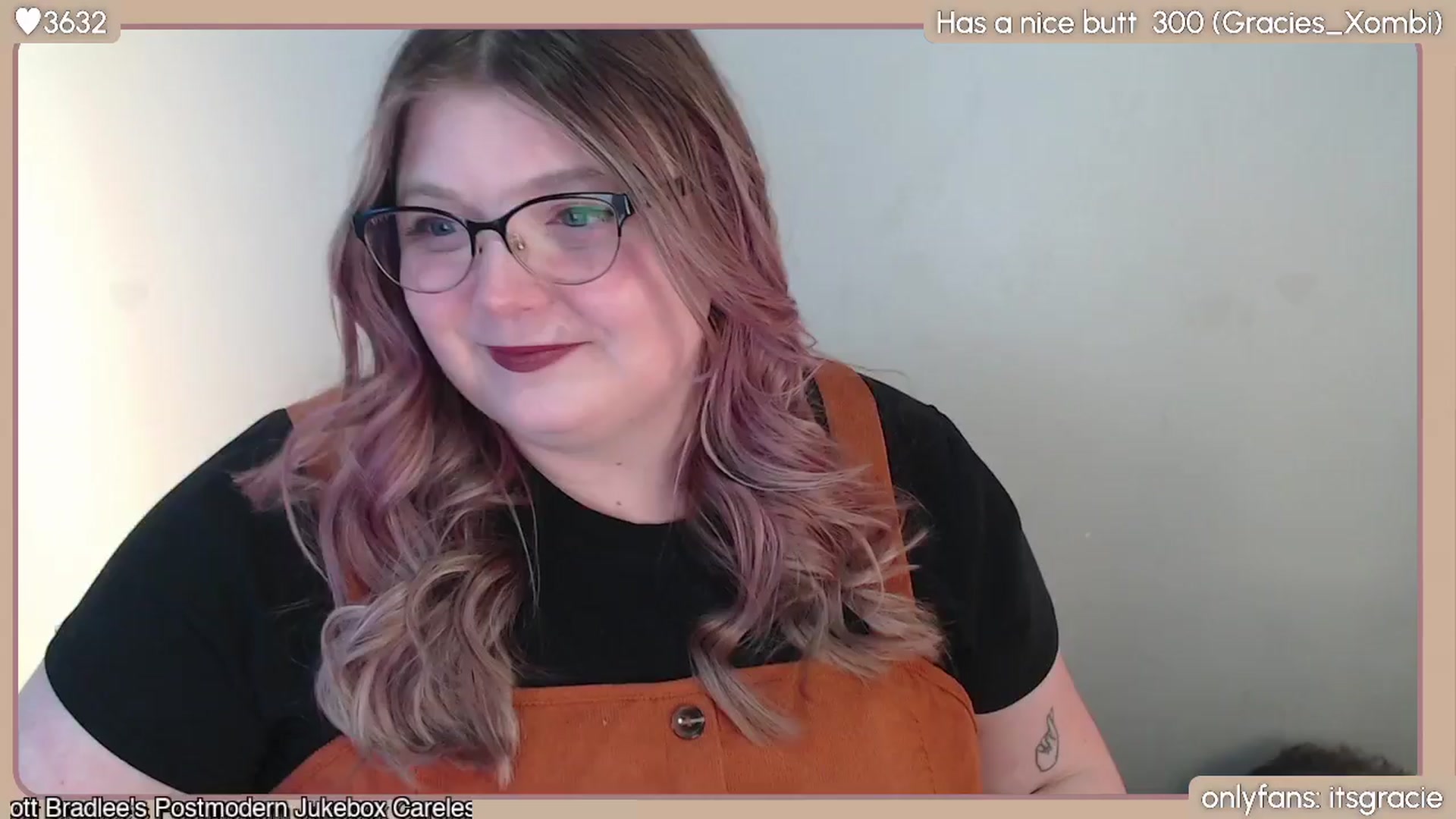 Gallery image thumbnail from Gracie's myfreecams stream on, 04/02/2024, 23:44 image 4 of 20