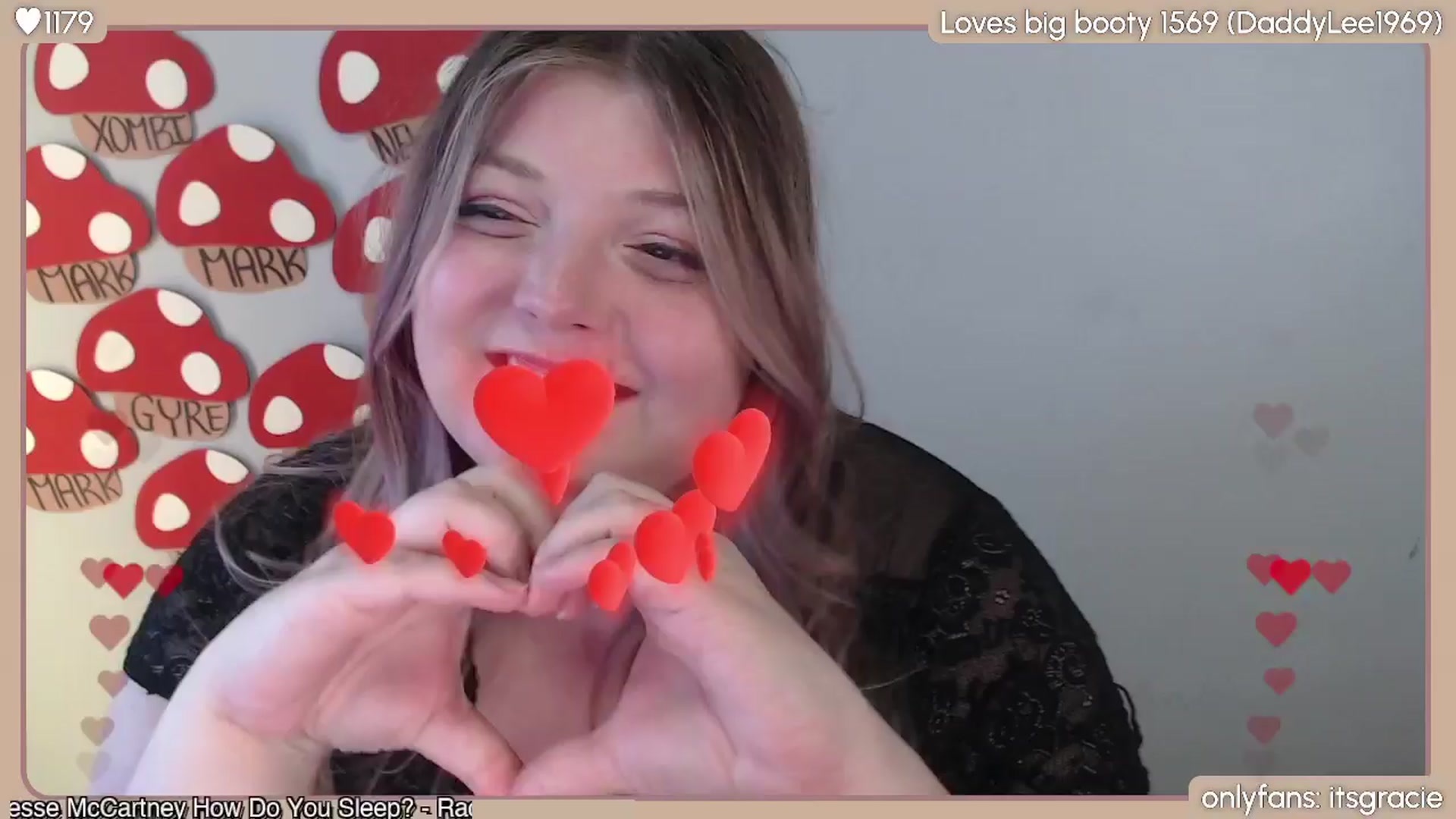 Gallery image thumbnail from Gracie's myfreecams stream on, 04/10/2024, 01:00 image 4 of 20