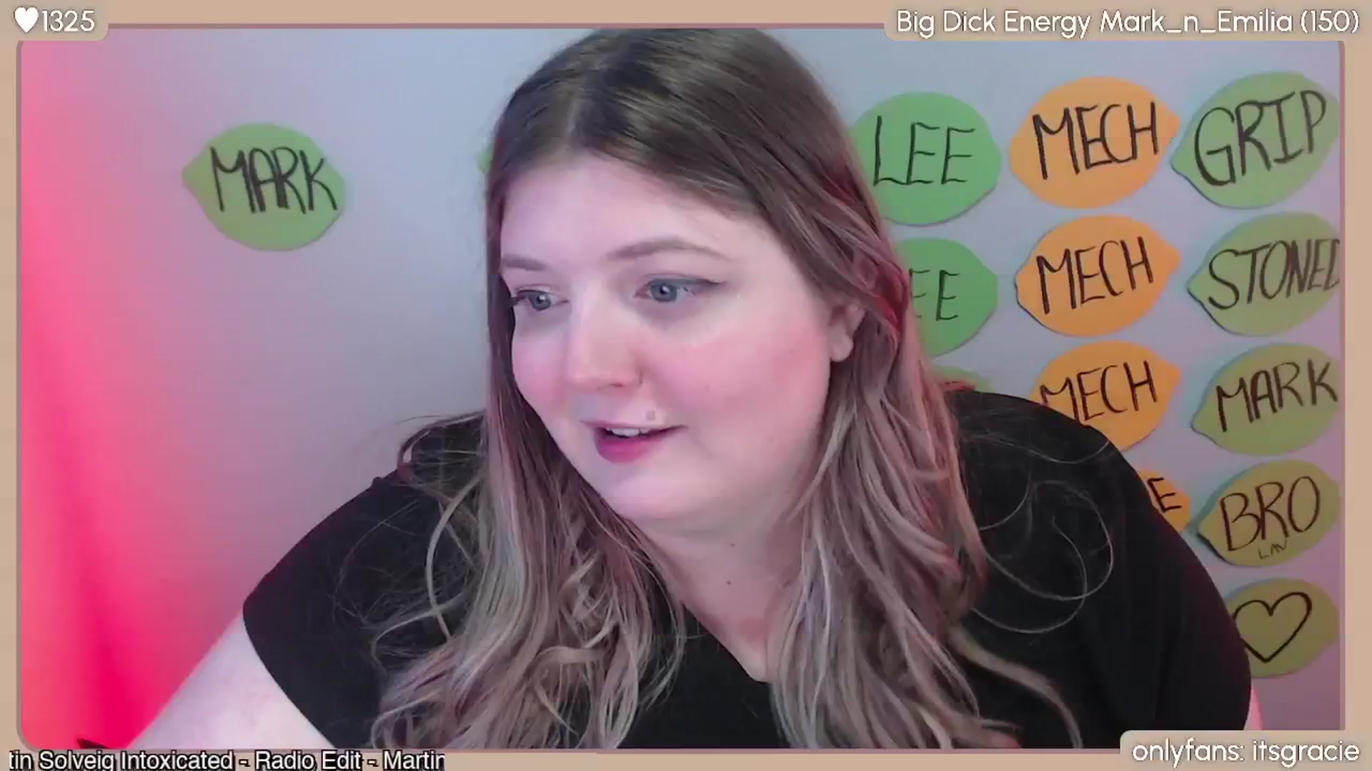 Gallery image thumbnail from Gracie's myfreecams stream on, 05/14/2024, 24:21 image 14 of 20