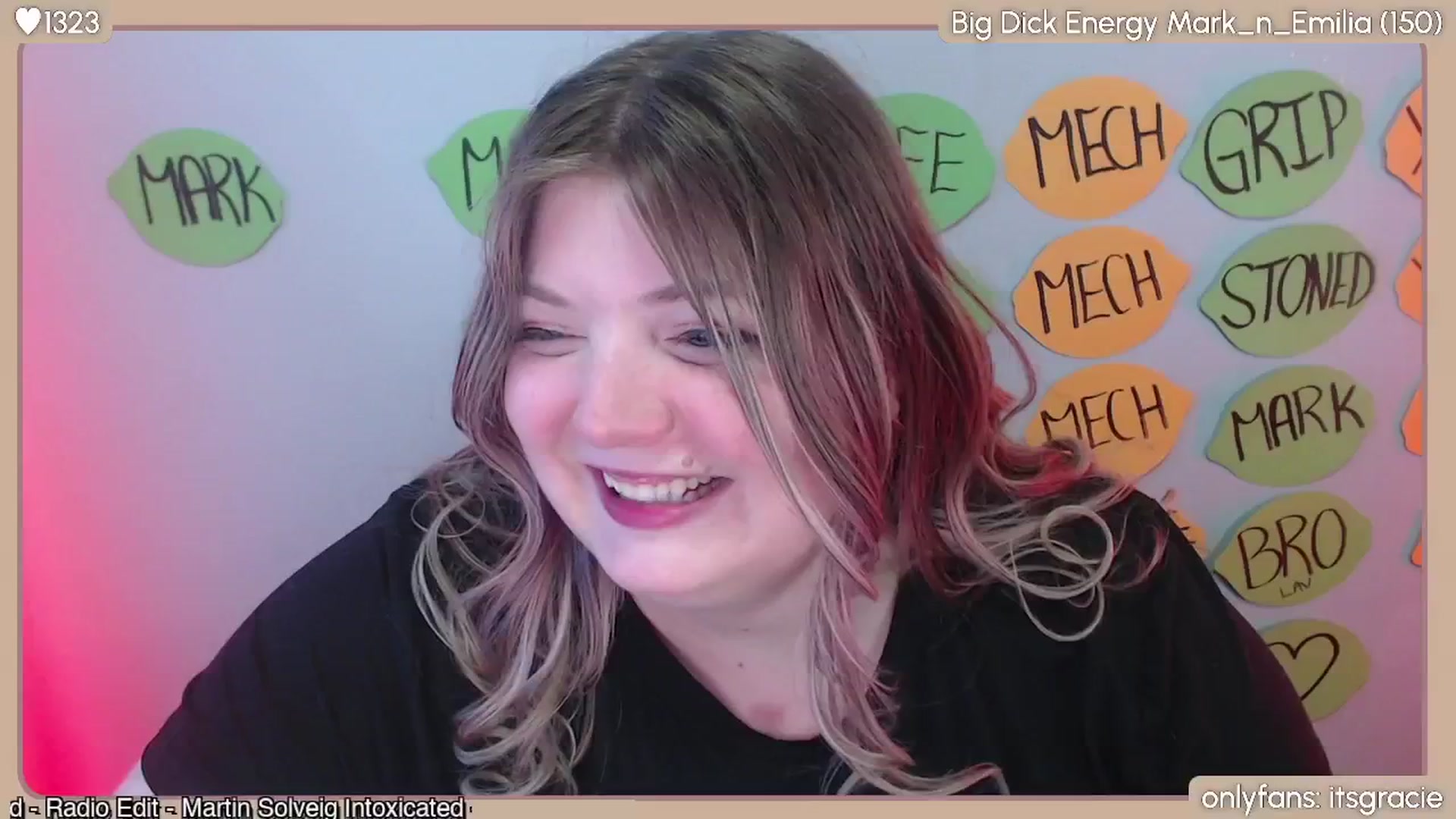 Gallery image thumbnail from Gracie's myfreecams stream on, 05/14/2024, 24:21 image 3 of 20