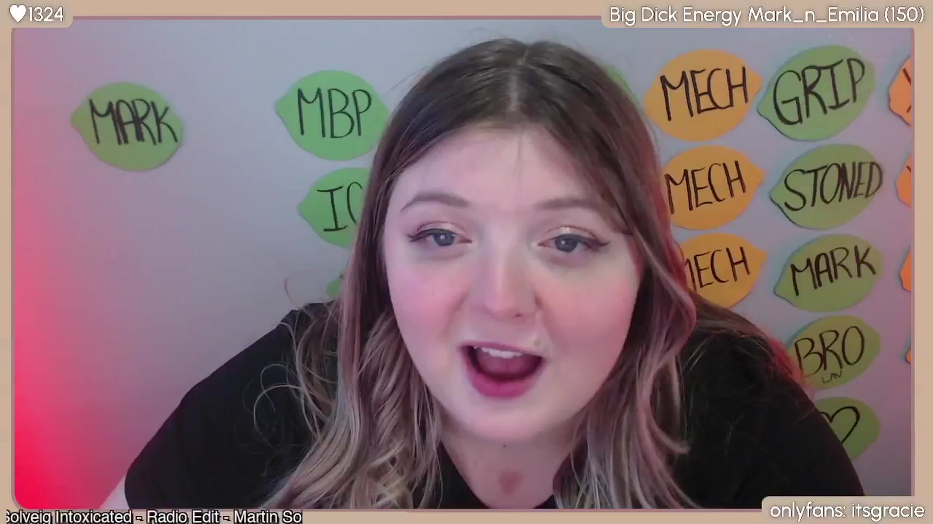 Gallery image thumbnail from Gracie's myfreecams stream on, 05/14/2024, 24:21 image 10 of 20
