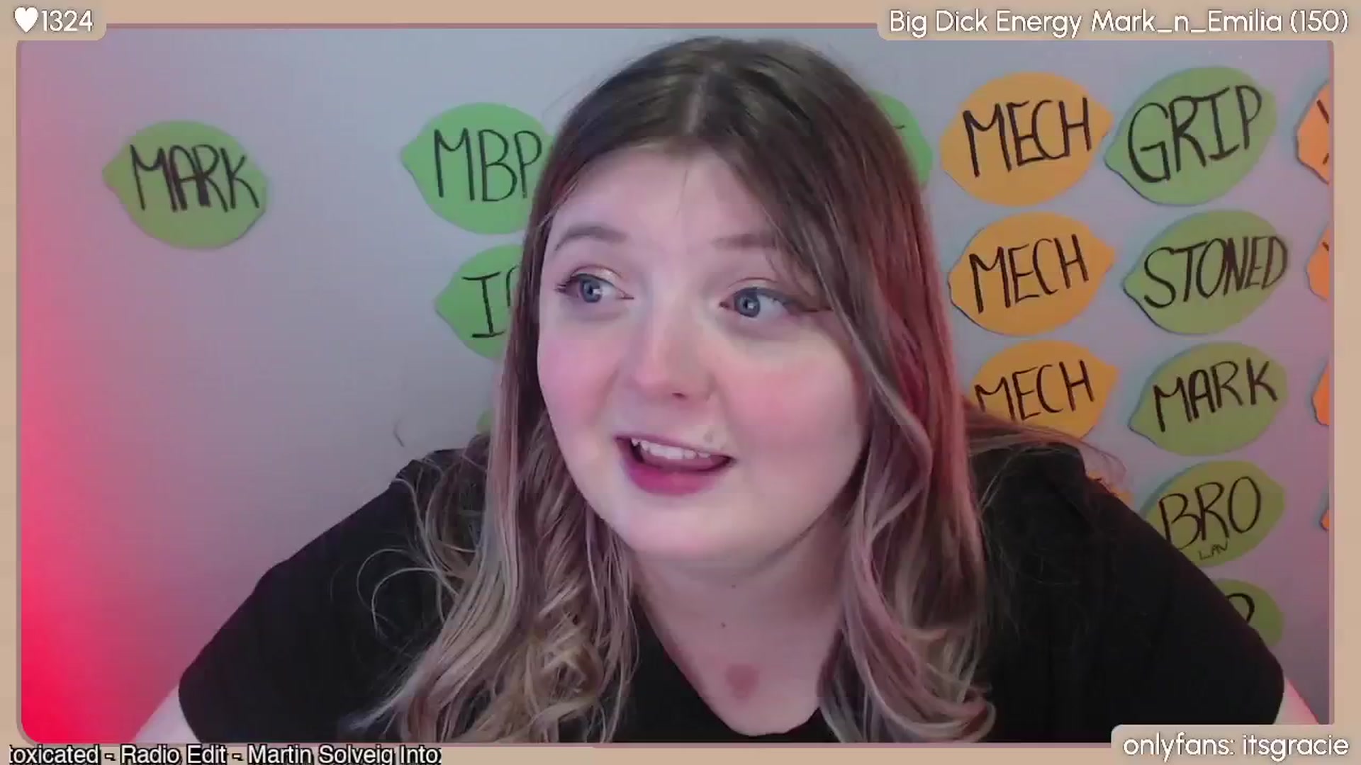 Gallery image thumbnail from Gracie's myfreecams stream on, 05/14/2024, 24:21 image 11 of 20