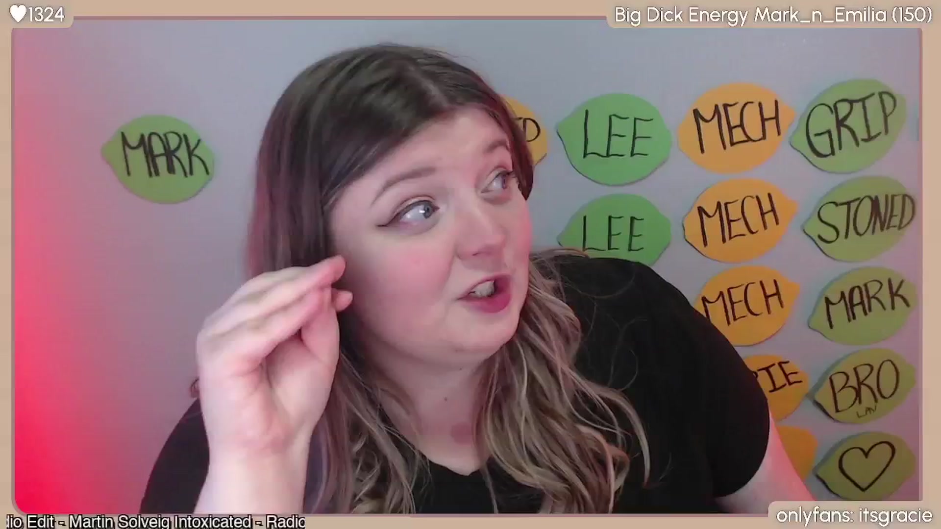 Gallery image thumbnail from Gracie's myfreecams stream on, 05/14/2024, 24:21 image 17 of 20
