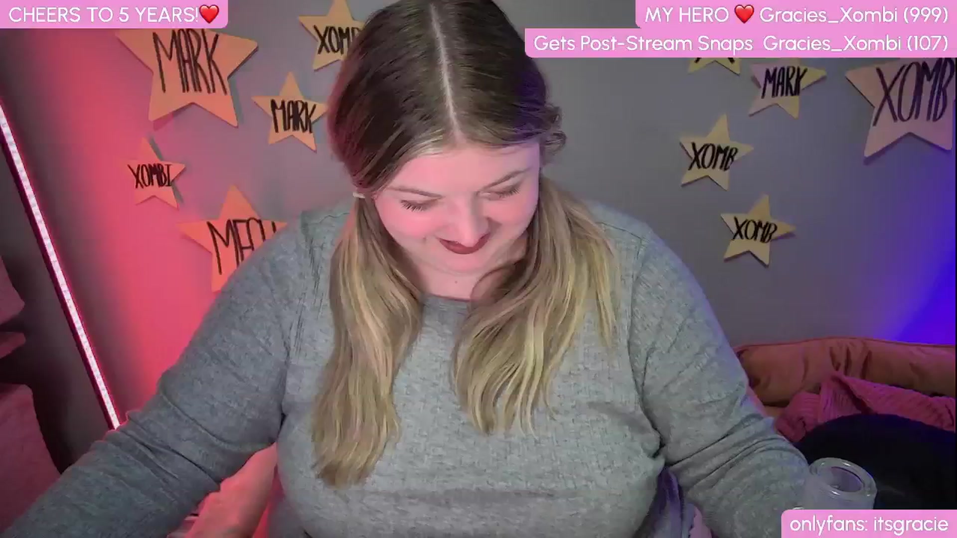 Gallery image thumbnail from Gracie's myfreecams stream on, 01/20/2025, 24:01 image 17 of 20