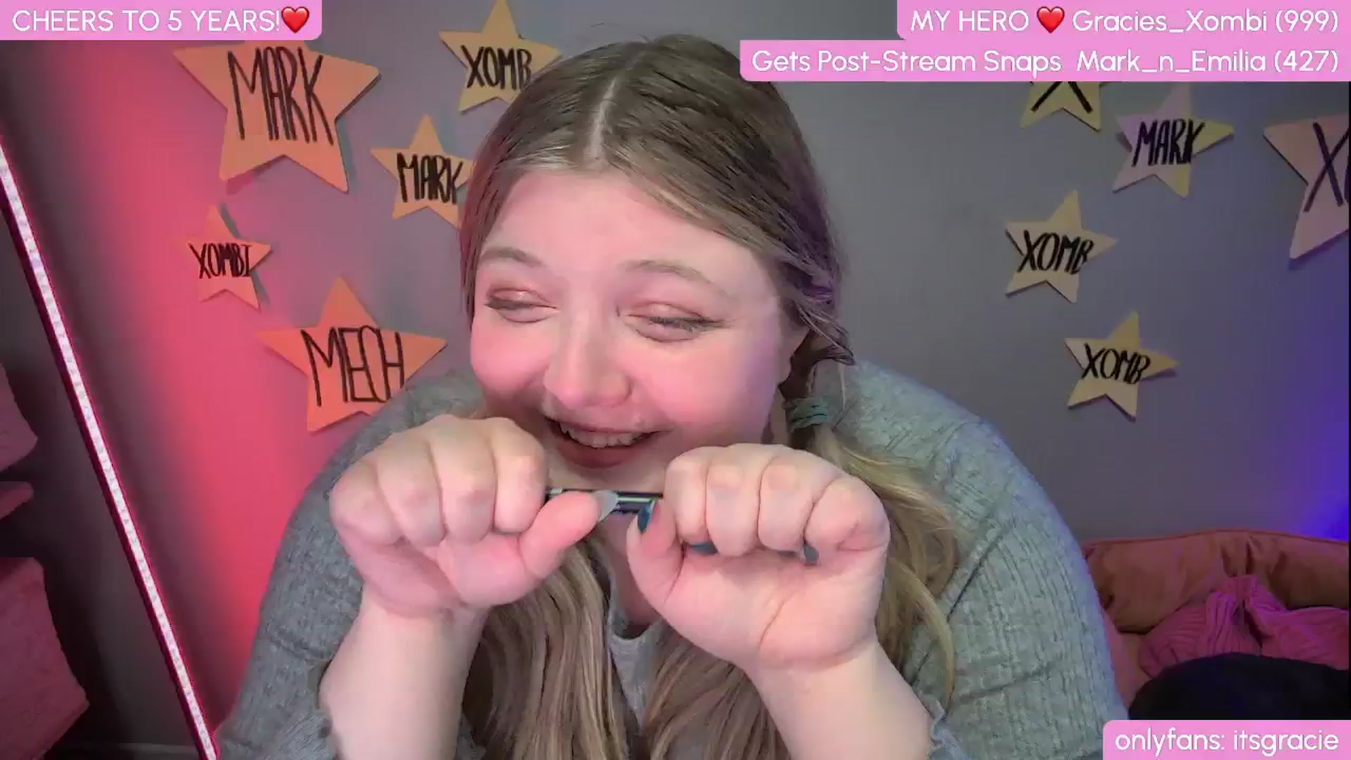 Gallery image thumbnail from Gracie's myfreecams stream on, 01/20/2025, 01:32 image 4 of 20
