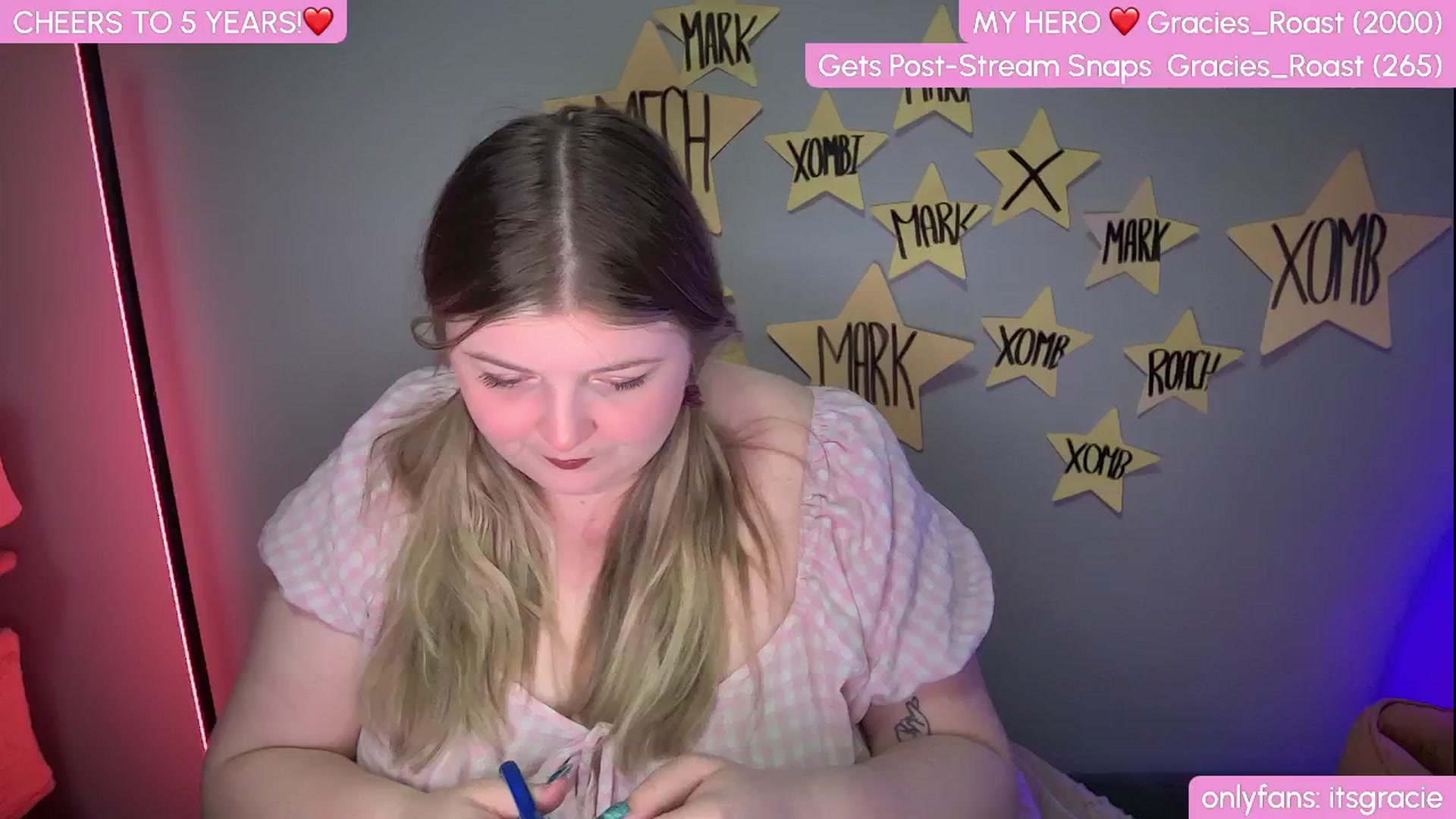 Gallery image thumbnail from Gracie's myfreecams stream on, 01/27/2025, 24:16 image 15 of 20