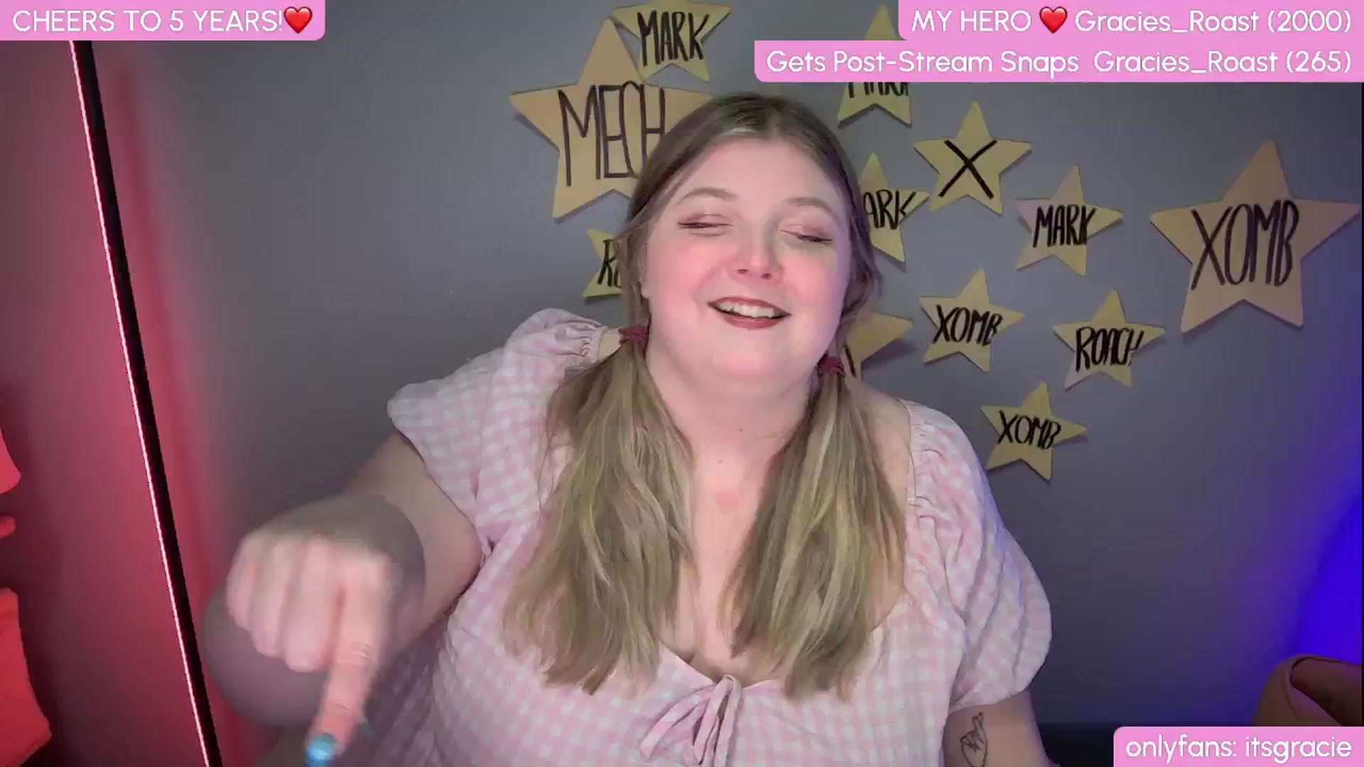 Gallery image thumbnail from Gracie's myfreecams stream on, 01/27/2025, 24:16 image 17 of 20