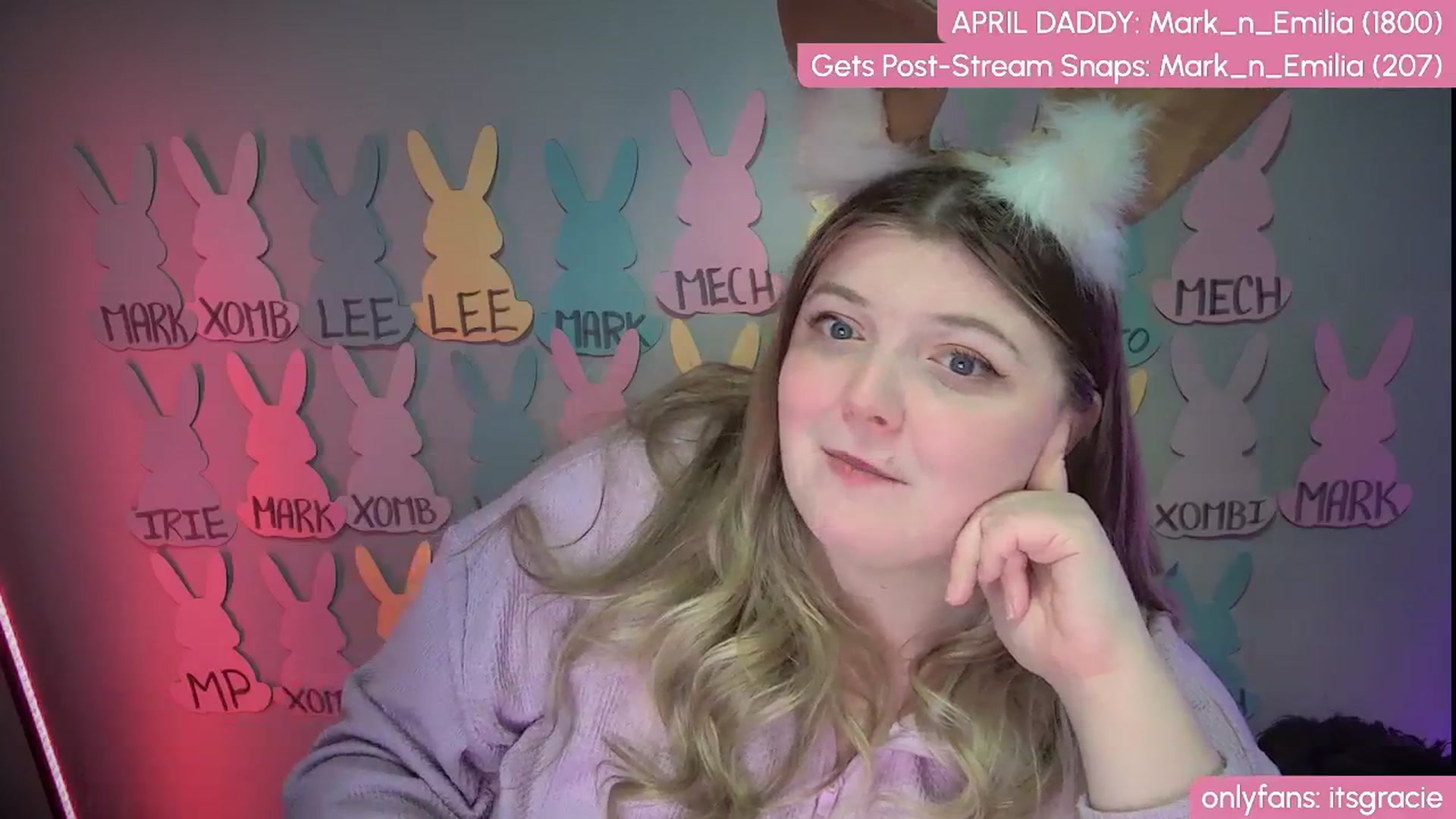 Gallery image thumbnail from Gracie's myfreecams stream on, 04/21/2025, 01:21 image 14 of 20