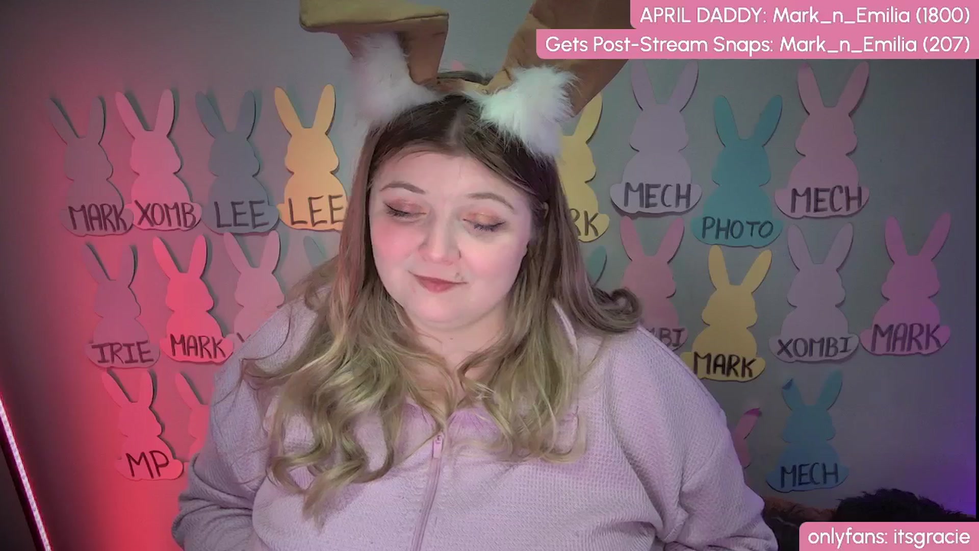 Gallery image thumbnail from Gracie's myfreecams stream on, 04/21/2025, 01:21 image 15 of 20
