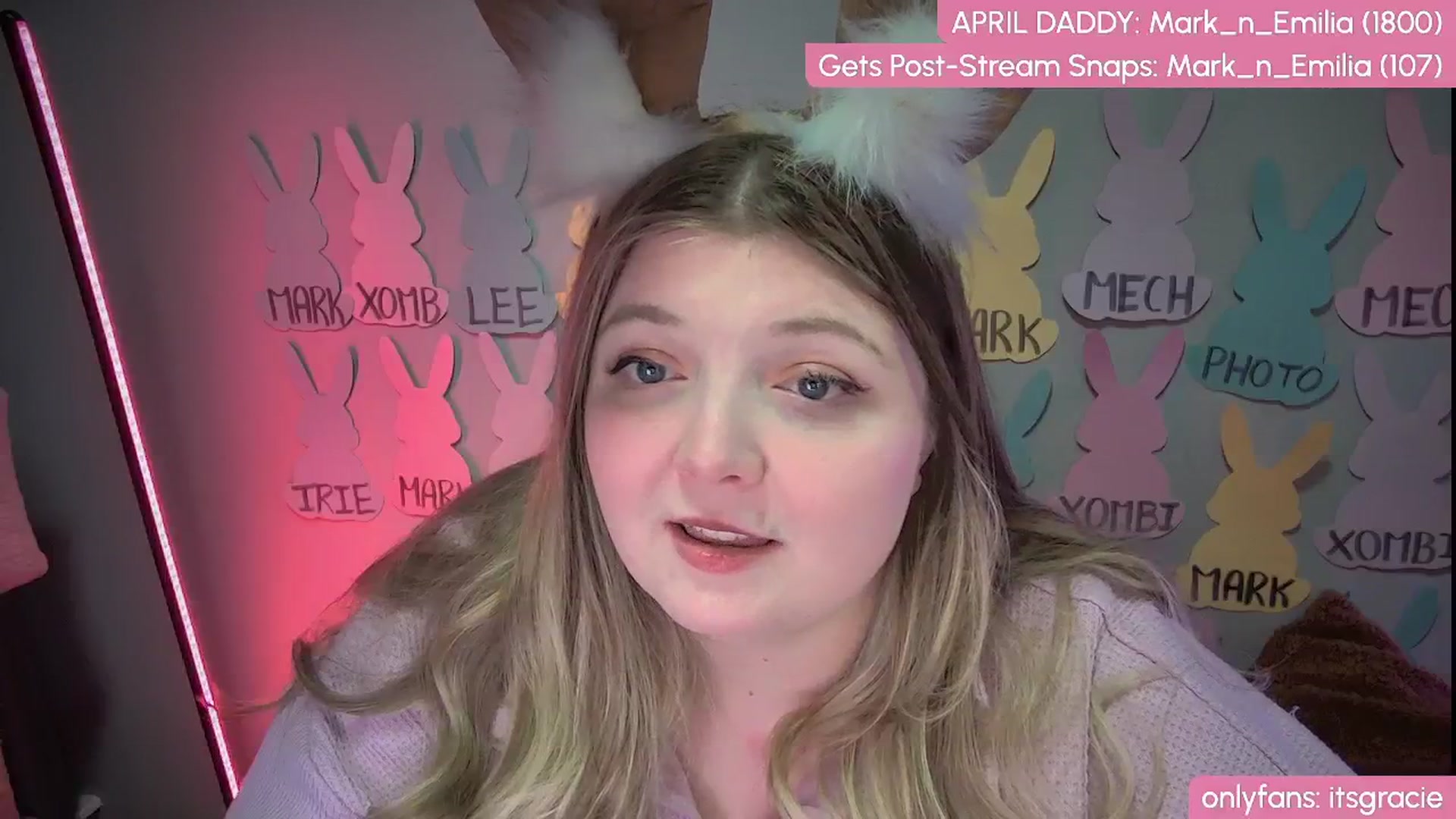 Gallery image thumbnail from Gracie's myfreecams stream on, 04/21/2025, 01:21 image 11 of 20