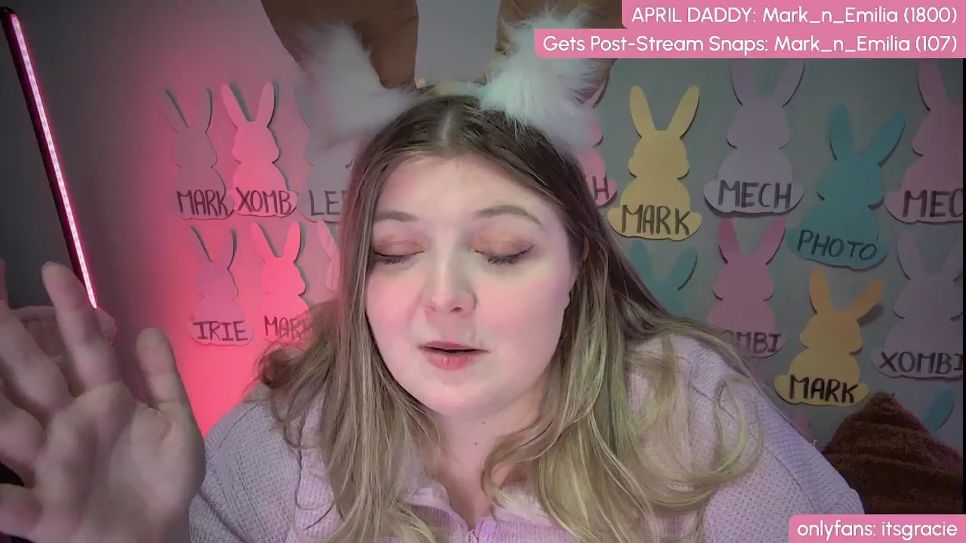 Gallery image thumbnail from Gracie's myfreecams stream on, 04/21/2025, 01:21 image 10 of 20
