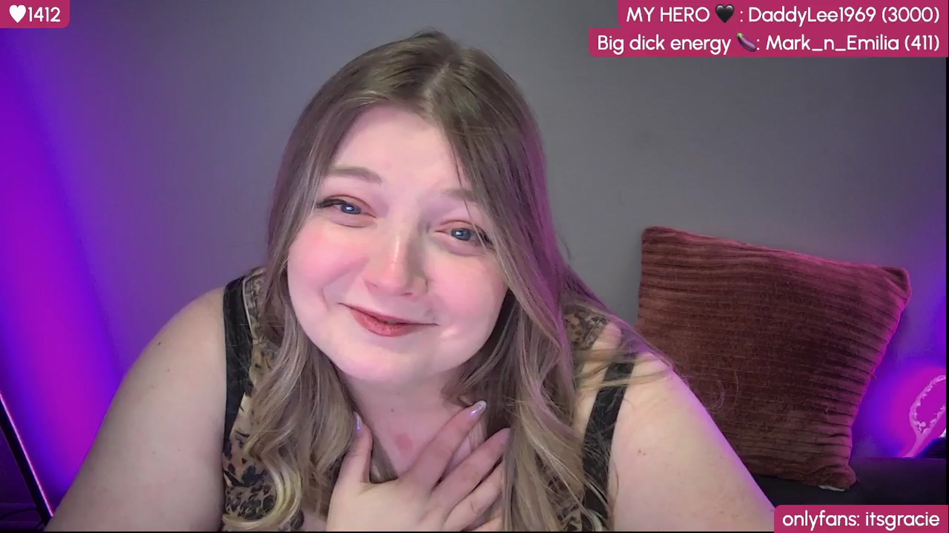 Gallery image thumbnail from Gracie's myfreecams stream on, 07/24/2025, 01:08 image 18 of 20