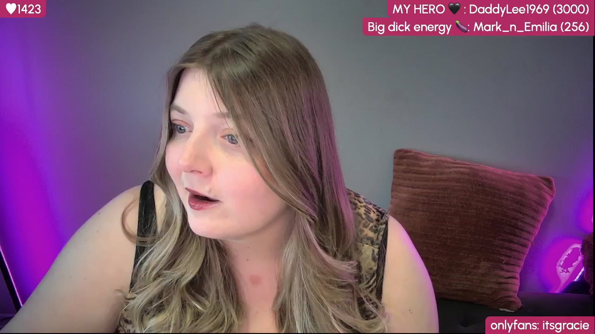 Gallery image thumbnail from Gracie's myfreecams stream on, 07/24/2025, 01:08 image 6 of 20