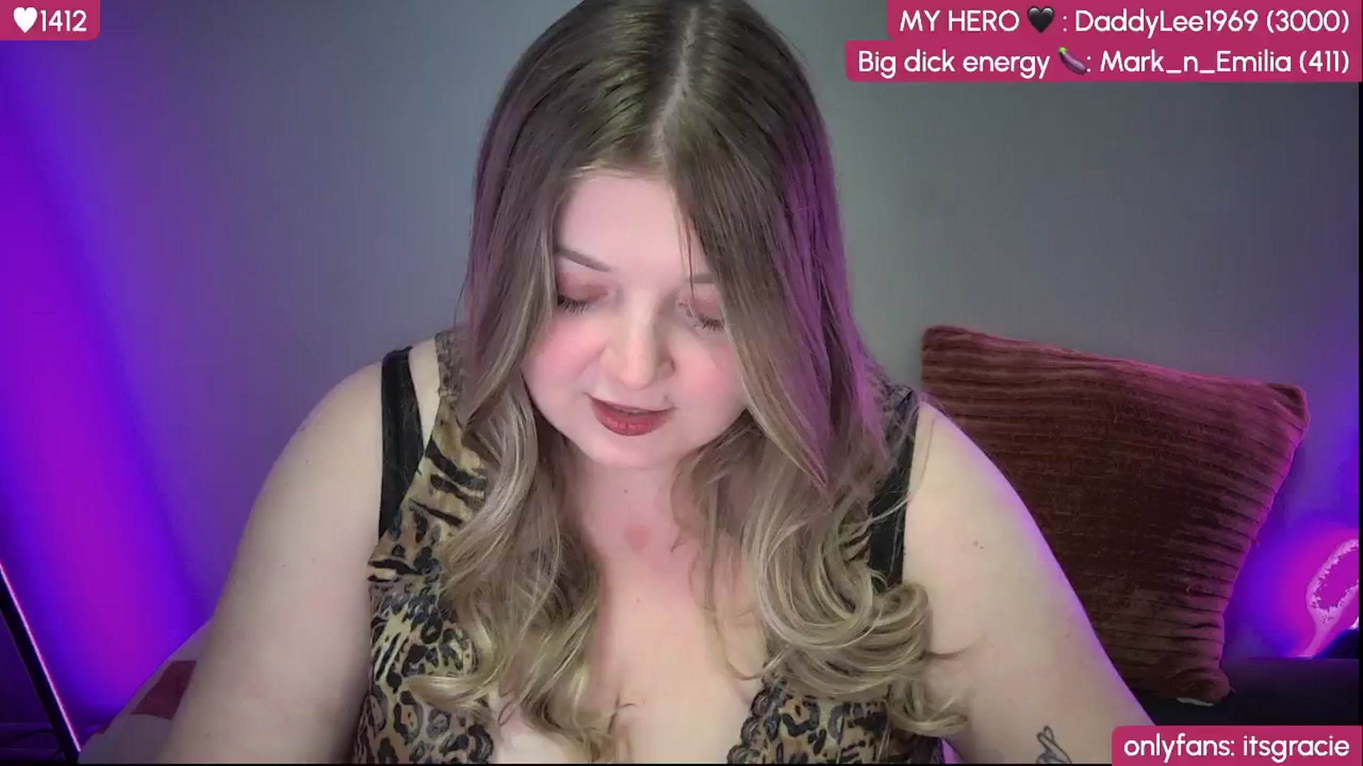 Gallery image thumbnail from Gracie's myfreecams stream on, 07/24/2025, 01:08 image 19 of 20