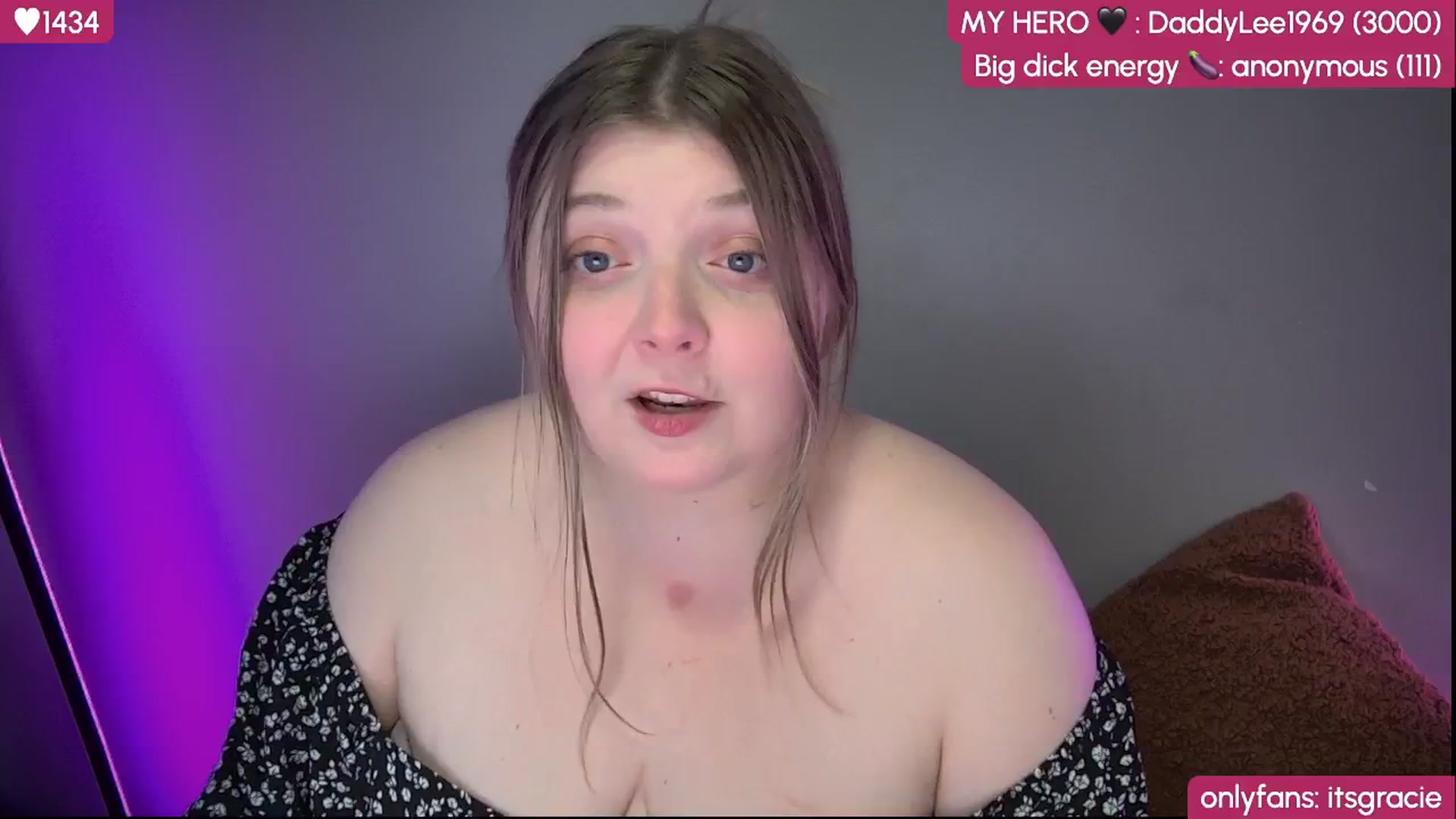 Gallery image thumbnail from Gracie's myfreecams stream on, 07/28/2025, 01:00 image 8 of 20
