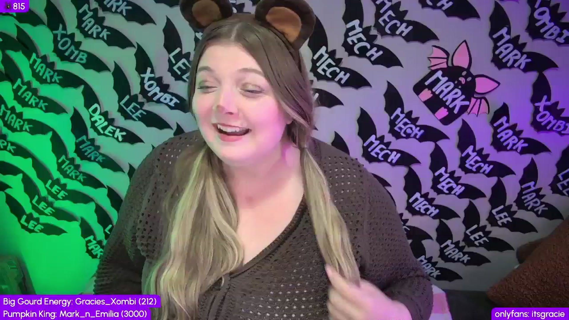 Gallery image thumbnail from Gracie's myfreecams stream on, 10/21/2025, 24:00 image 16 of 20