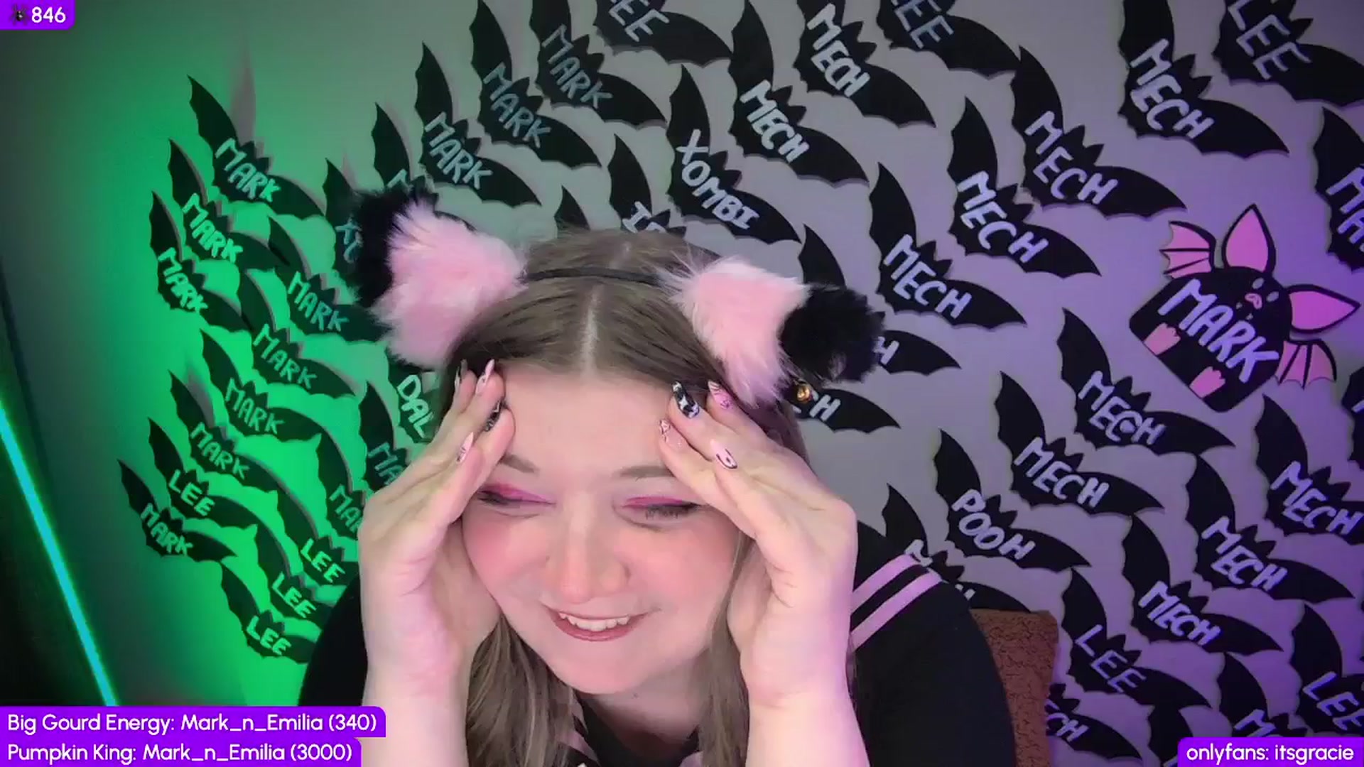 Gallery image thumbnail from Gracie's myfreecams stream on, 10/22/2025, 24:43 image 18 of 20