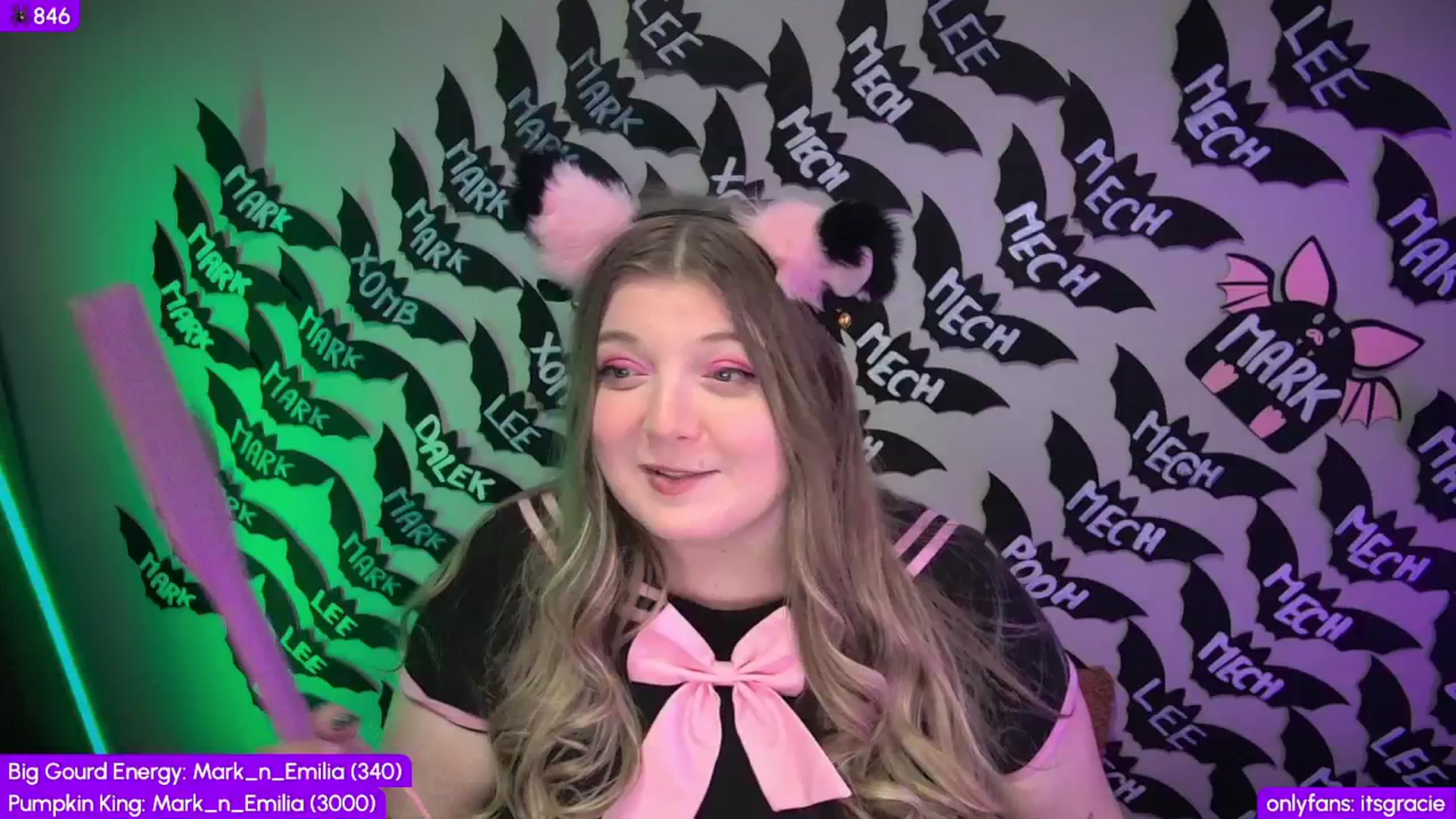 Gallery image thumbnail from Gracie's myfreecams stream on, 10/22/2025, 24:43 image 16 of 20
