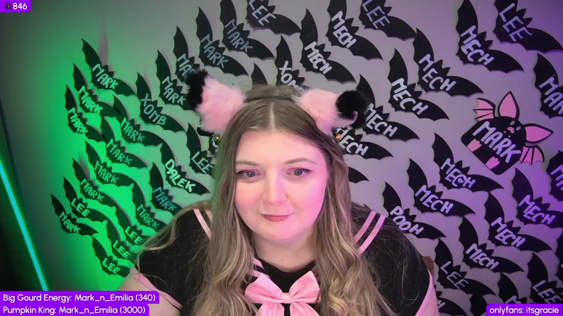 Gallery image thumbnail from Gracie's myfreecams stream on, 10/22/2025, 24:43 image 17 of 20