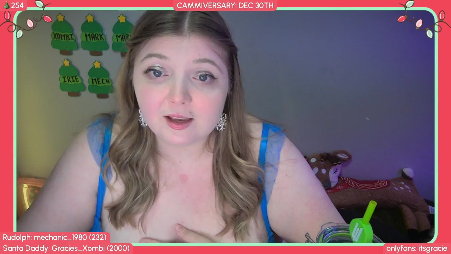 Gallery image thumbnail from Gracie's myfreecams stream on, 12/04/2025, 01:11 image 8 of 20