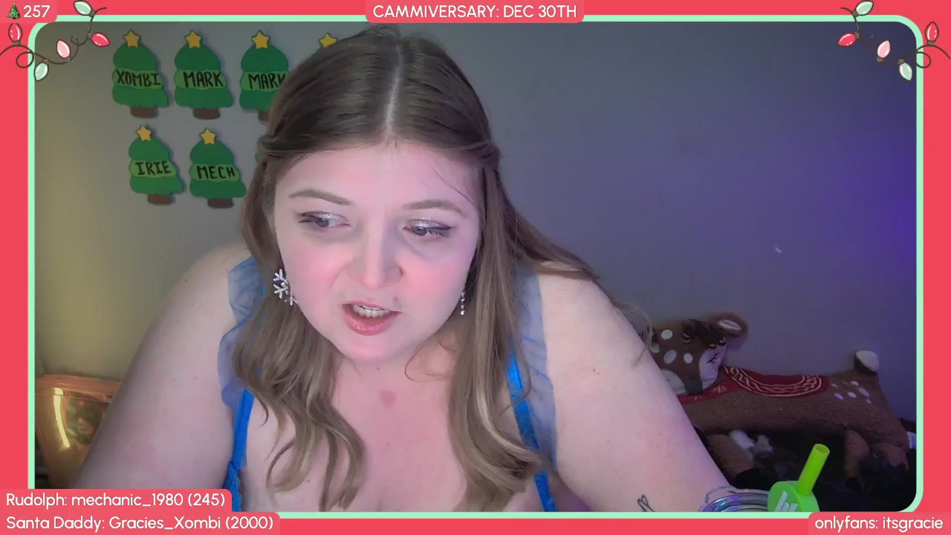Gallery image thumbnail from Gracie's myfreecams stream on, 12/04/2025, 01:11 image 15 of 20