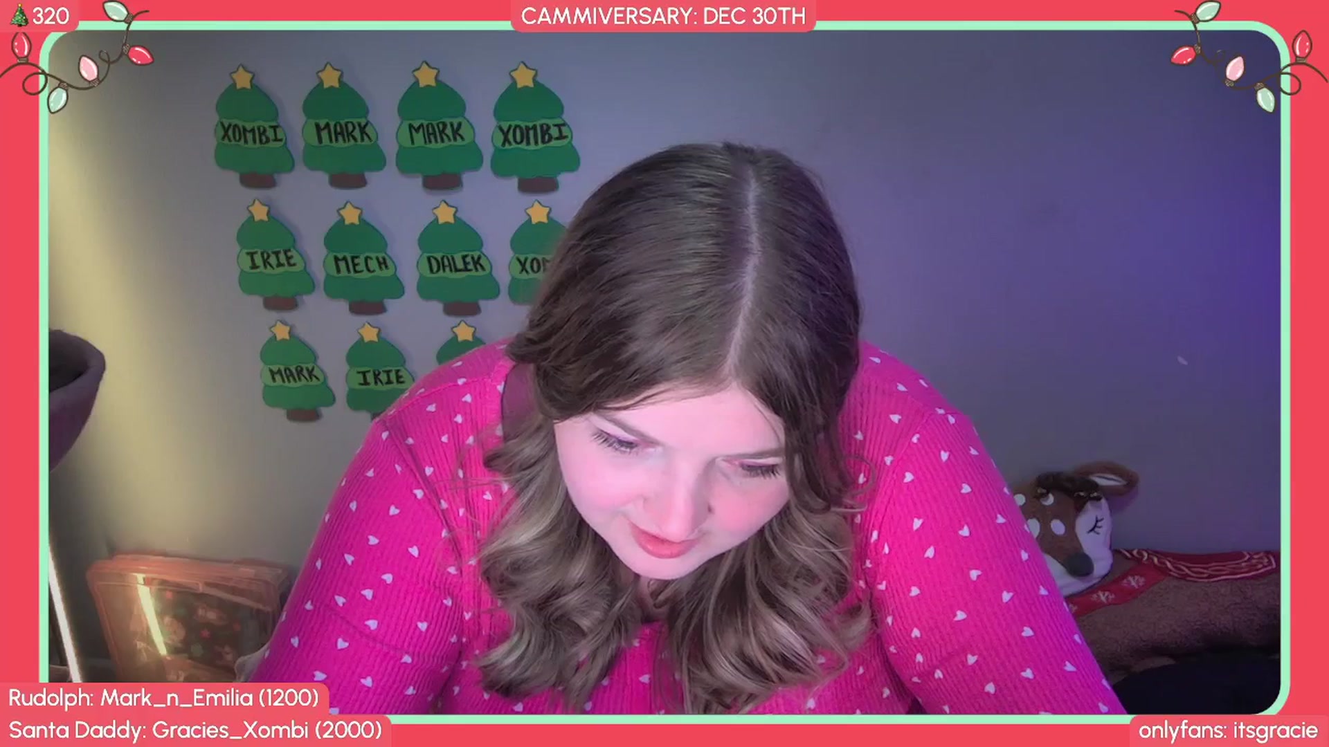 Gallery image thumbnail from Gracie's myfreecams stream on, 12/05/2025, 01:15 image 17 of 20
