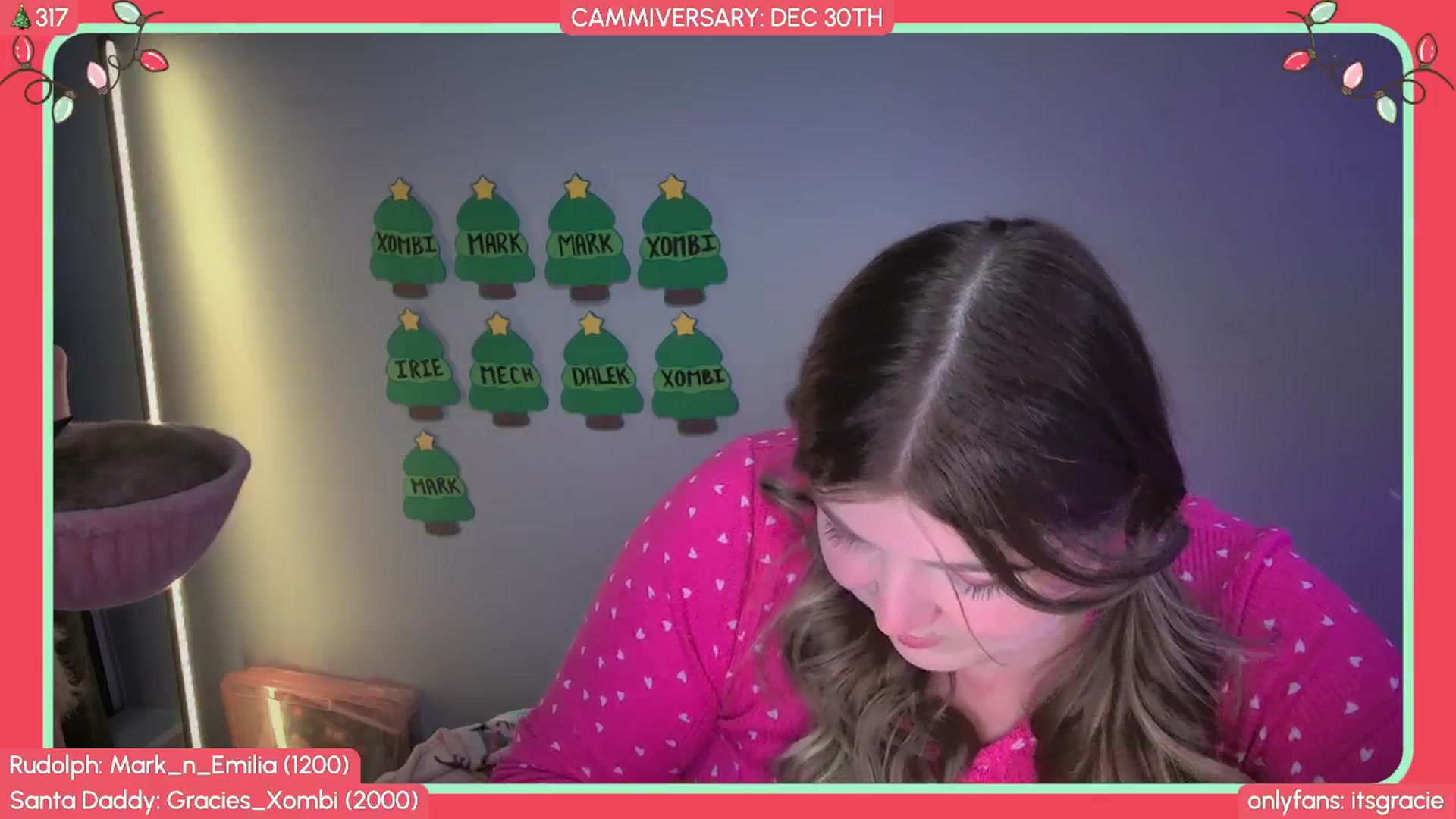 Gallery image thumbnail from Gracie's myfreecams stream on, 12/05/2025, 01:15 image 11 of 20