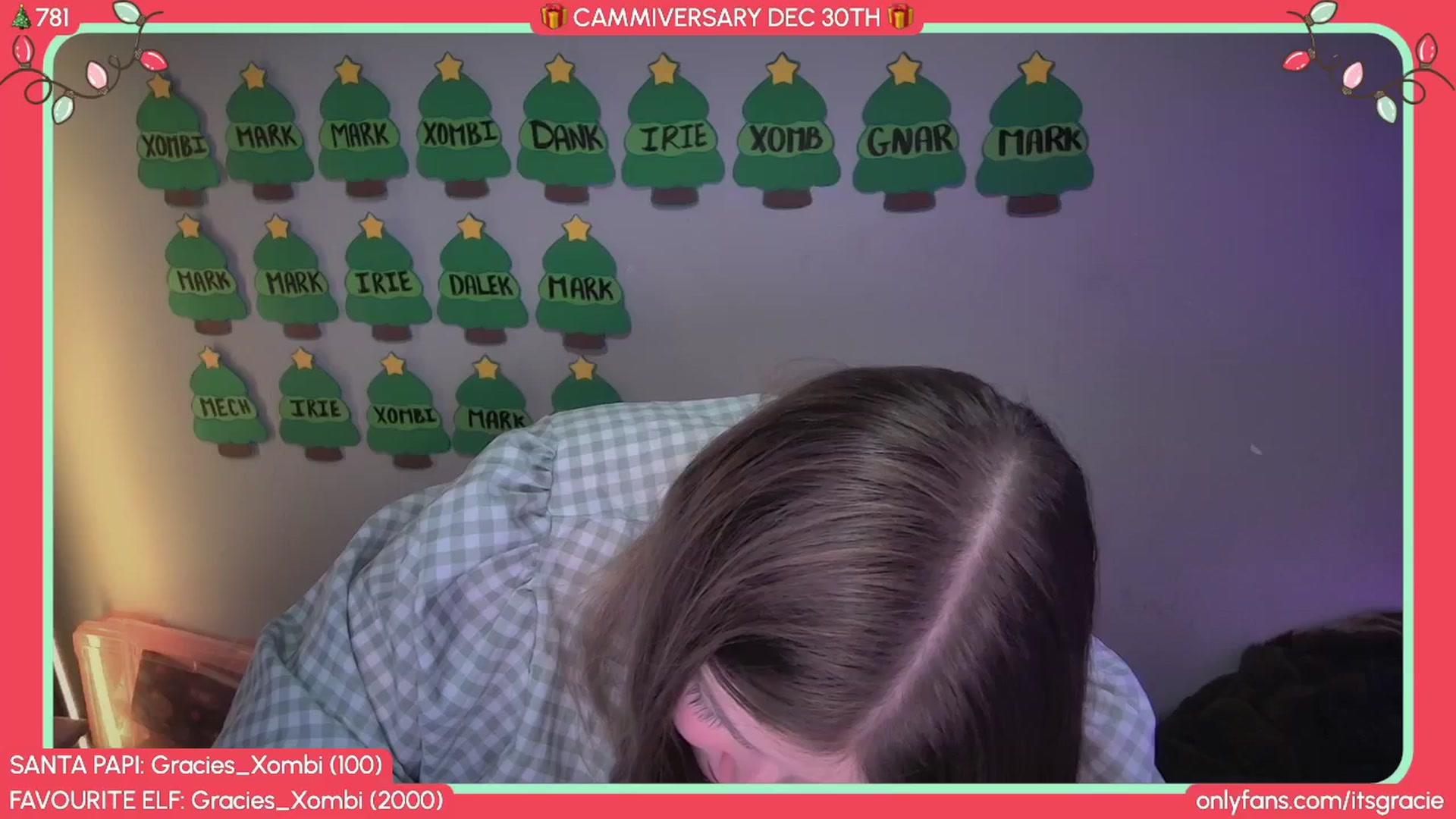 Gallery image thumbnail from Gracie's myfreecams stream on, 12/15/2025, 01:21 image 3 of 20