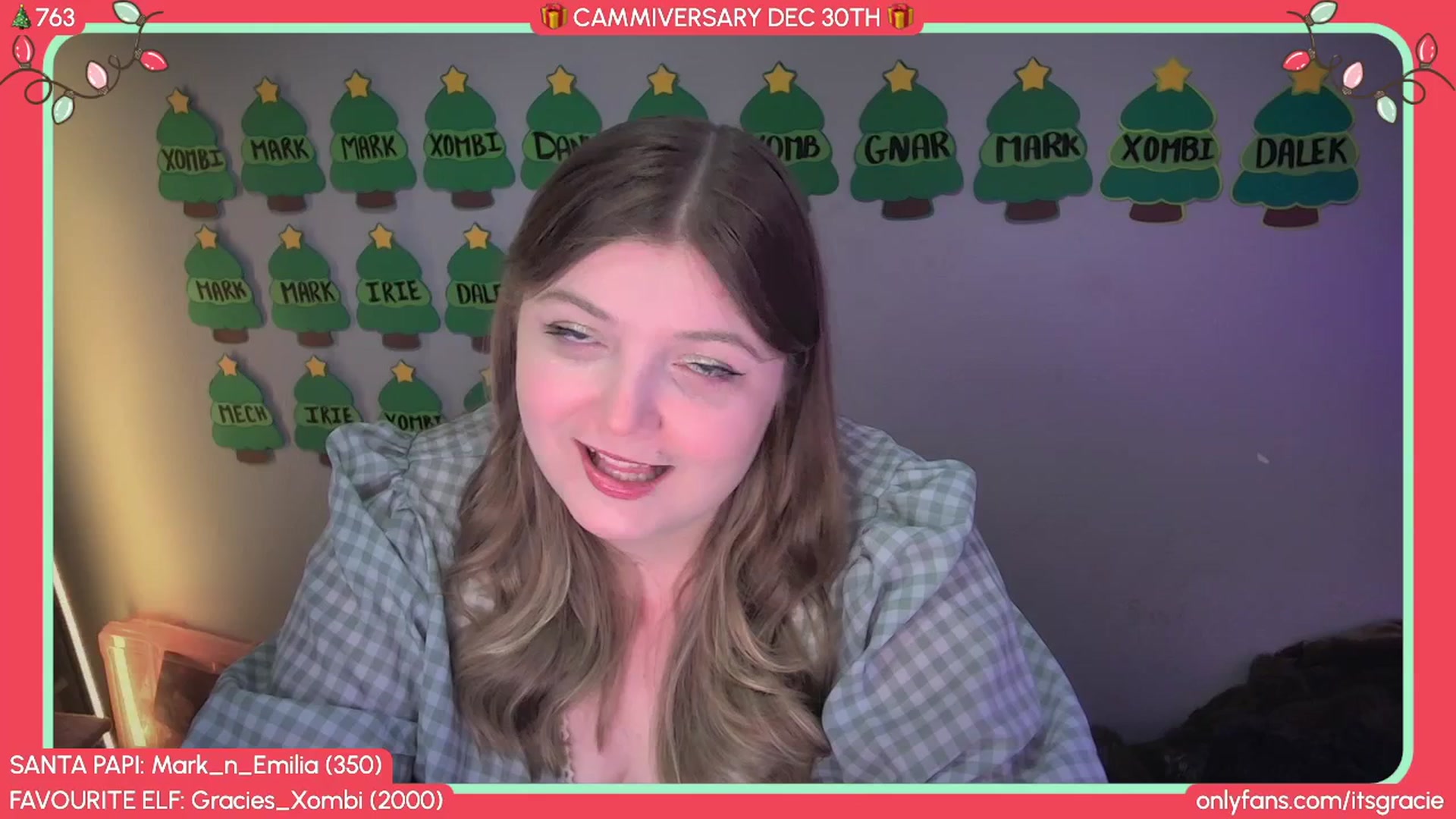 Gallery image thumbnail from Gracie's myfreecams stream on, 12/15/2025, 01:21 image 7 of 20