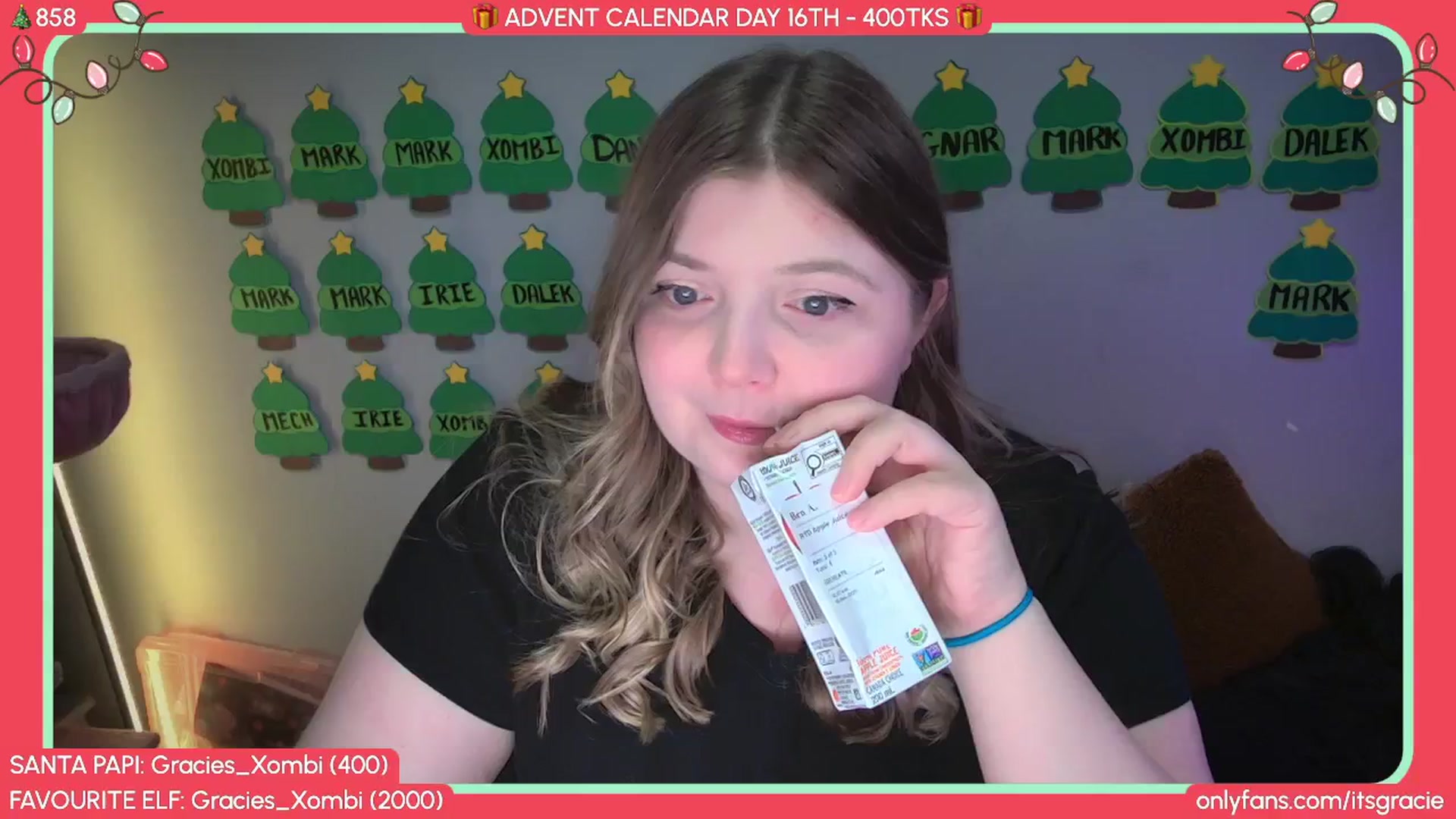 Gallery image thumbnail from Gracie's myfreecams stream on, 12/17/2025, 24:55 image 1 of 20