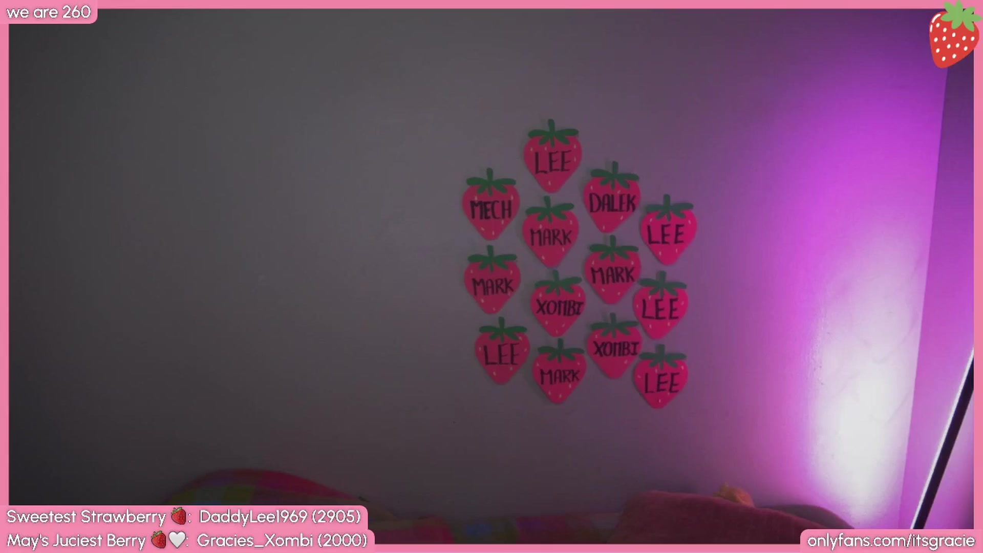 Gallery image thumbnail from Gracie's myfreecams stream on, 05/03/2026, 24:58 image 15 of 20