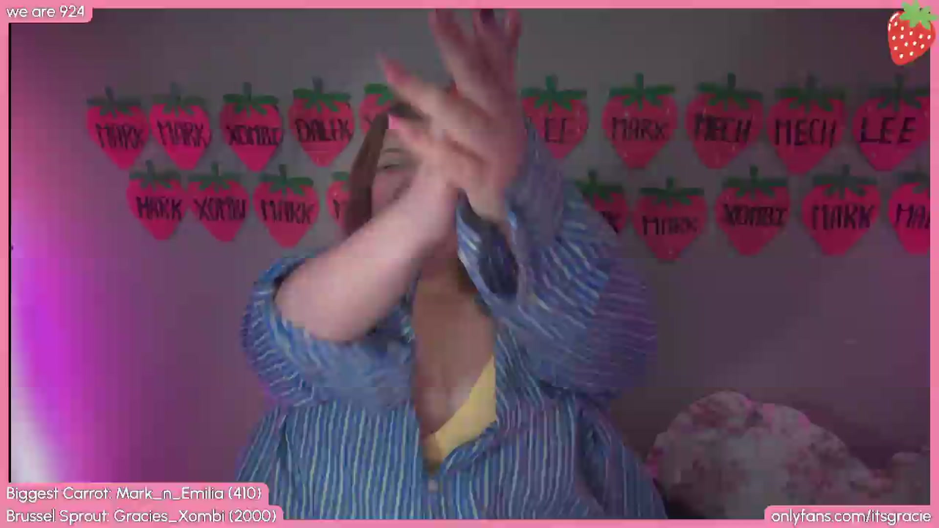Gallery image thumbnail from Gracie's myfreecams stream on, 05/12/2026, 01:08 image 18 of 20