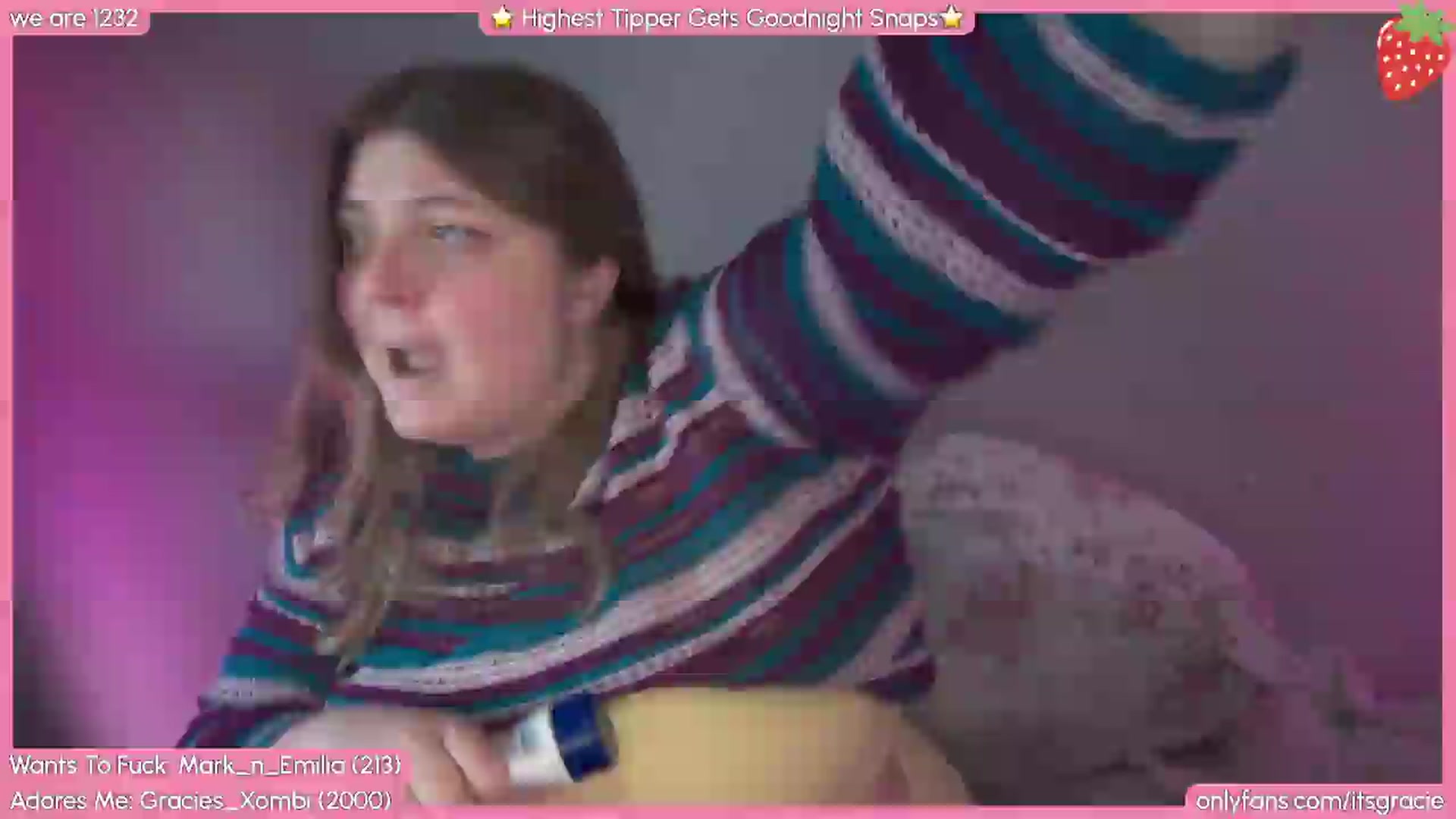 Gallery image thumbnail from Gracie's myfreecams stream on, 05/26/2026, 24:36 image 9 of 20