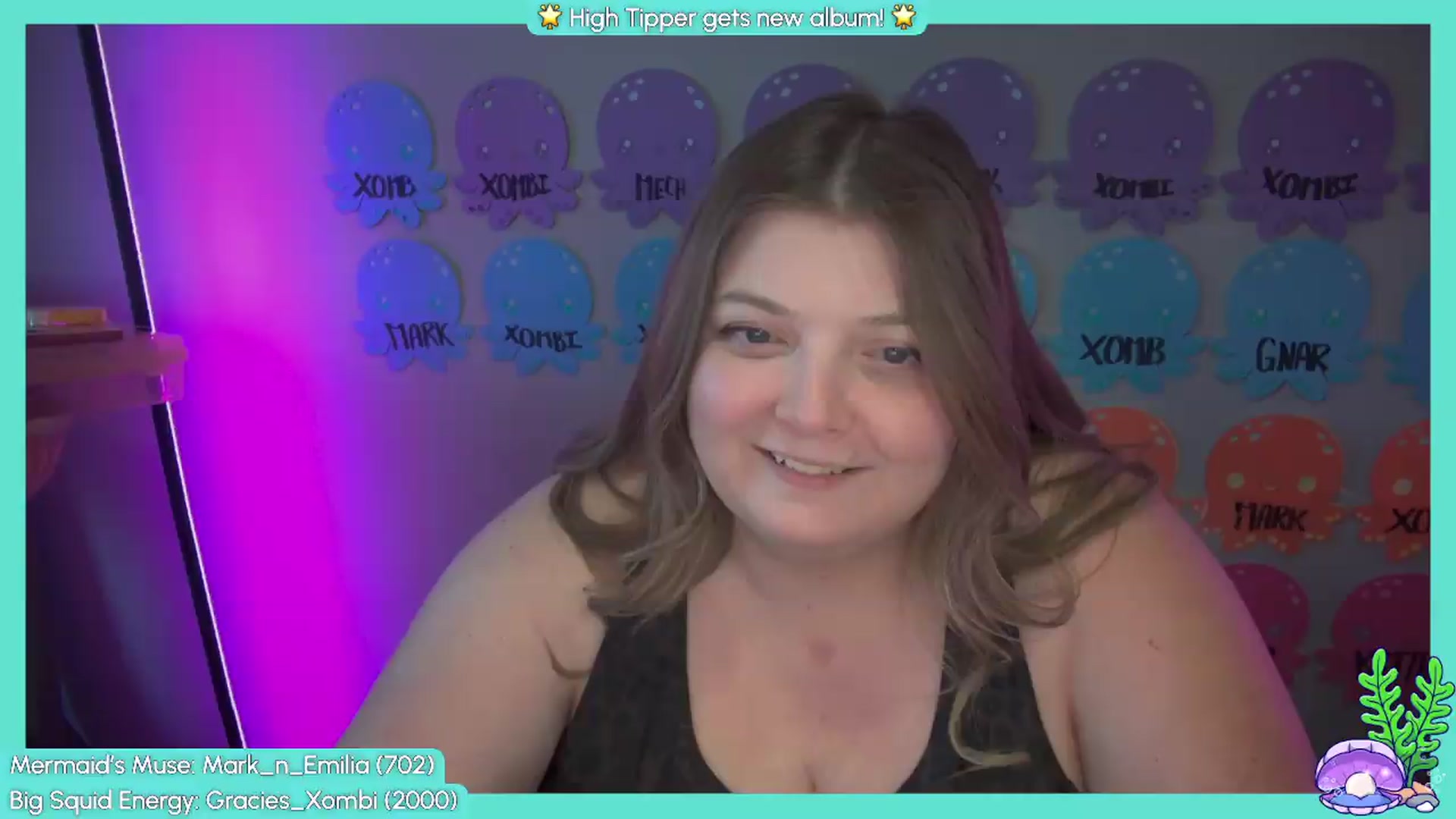 Gallery image thumbnail from Gracie's myfreecams stream on, 07/22/2026, 24:46 image 6 of 20