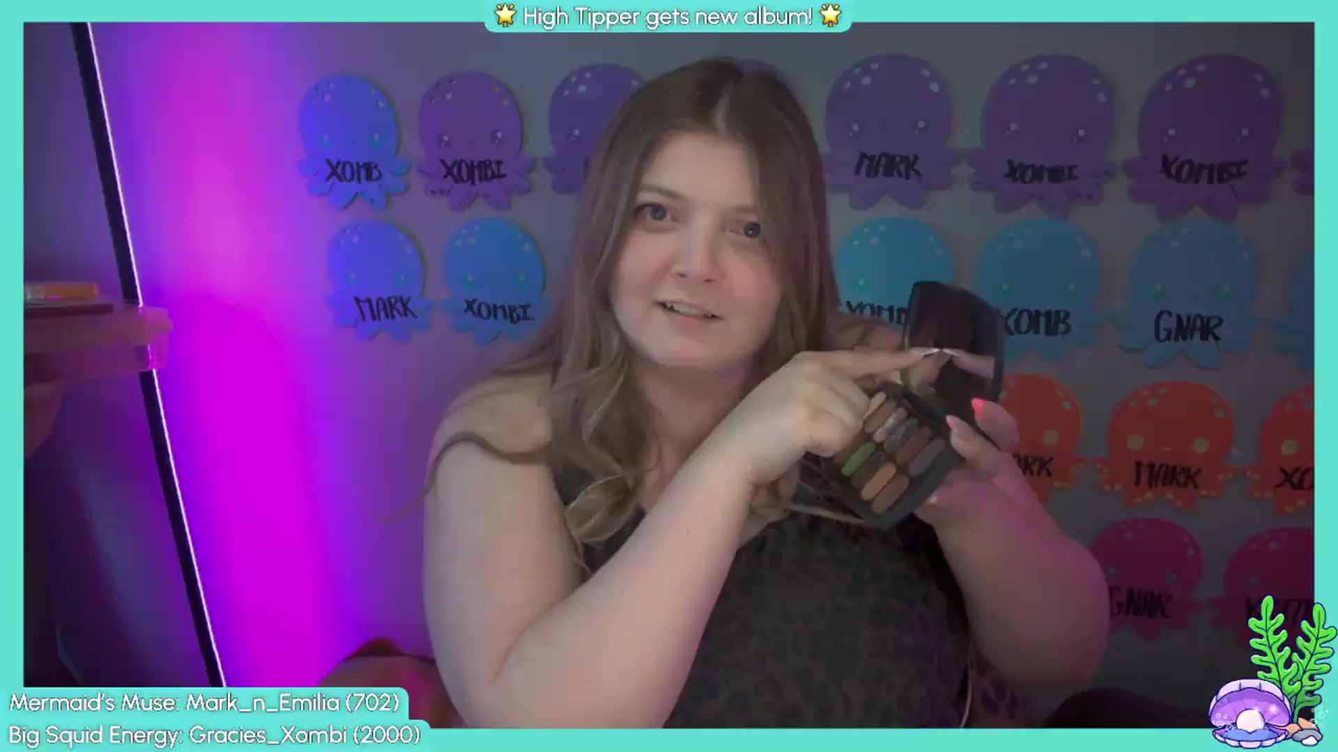 Gallery image thumbnail from Gracie's myfreecams stream on, 07/22/2026, 24:46 image 7 of 20