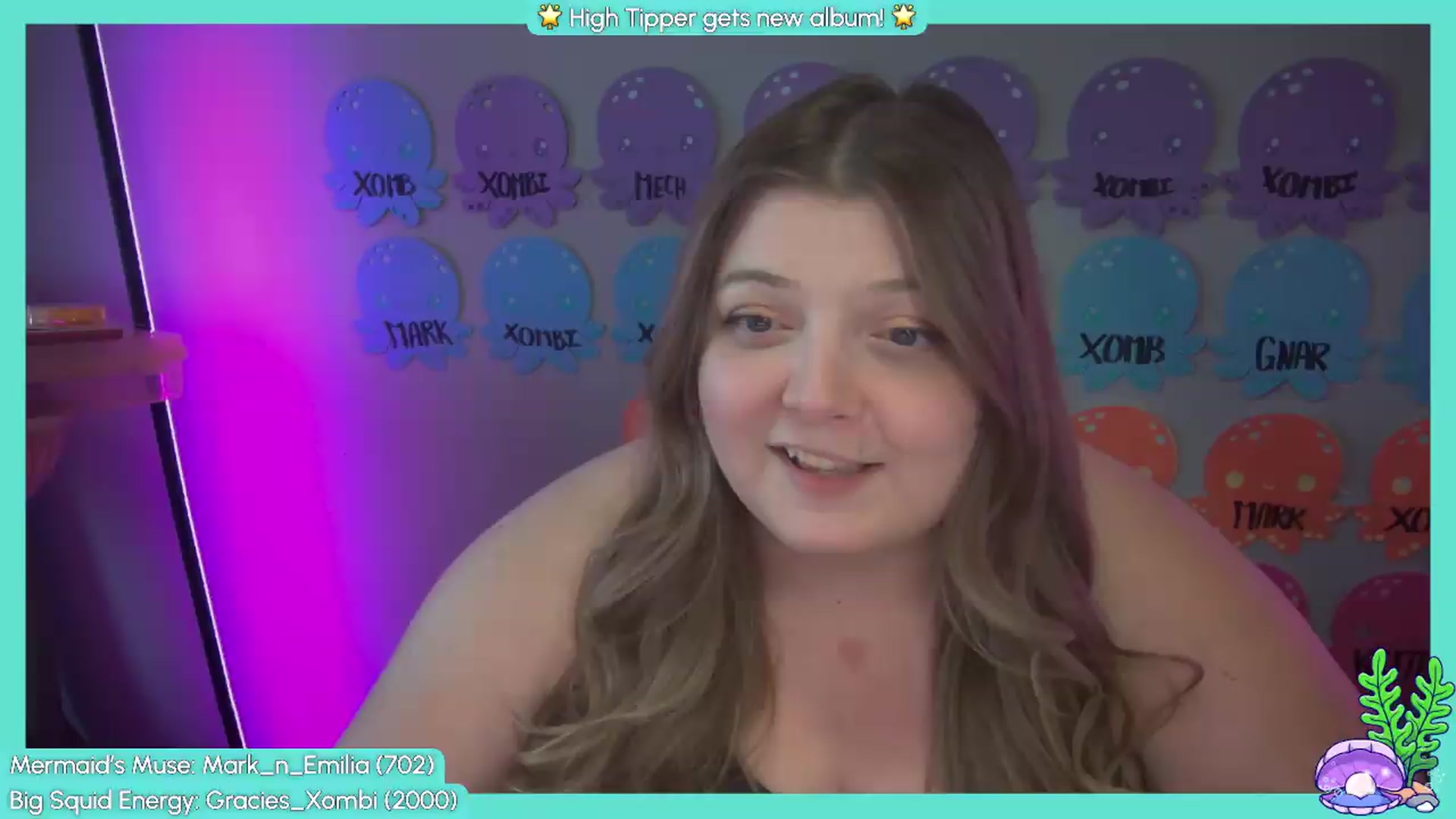 Gallery image thumbnail from Gracie's myfreecams stream on, 07/22/2026, 24:46 image 3 of 20