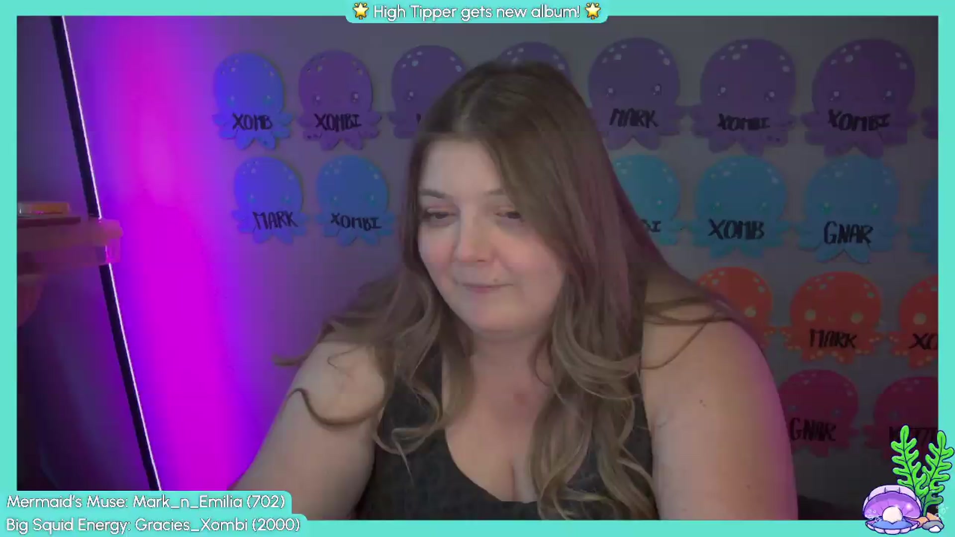 Gallery image thumbnail from Gracie's myfreecams stream on, 07/22/2026, 24:46 image 11 of 20
