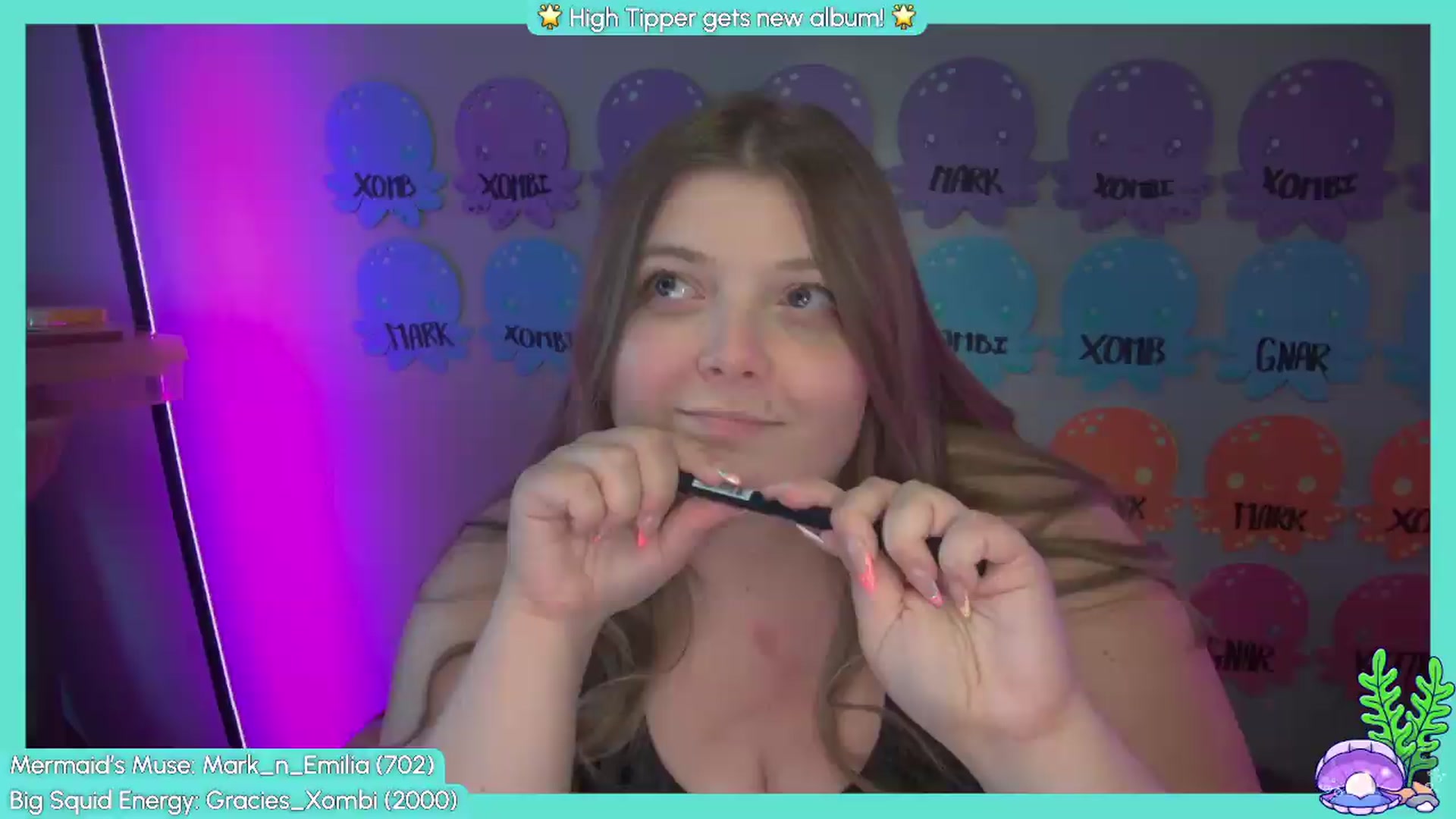 Gallery image thumbnail from Gracie's myfreecams stream on, 07/22/2026, 24:46 image 8 of 20