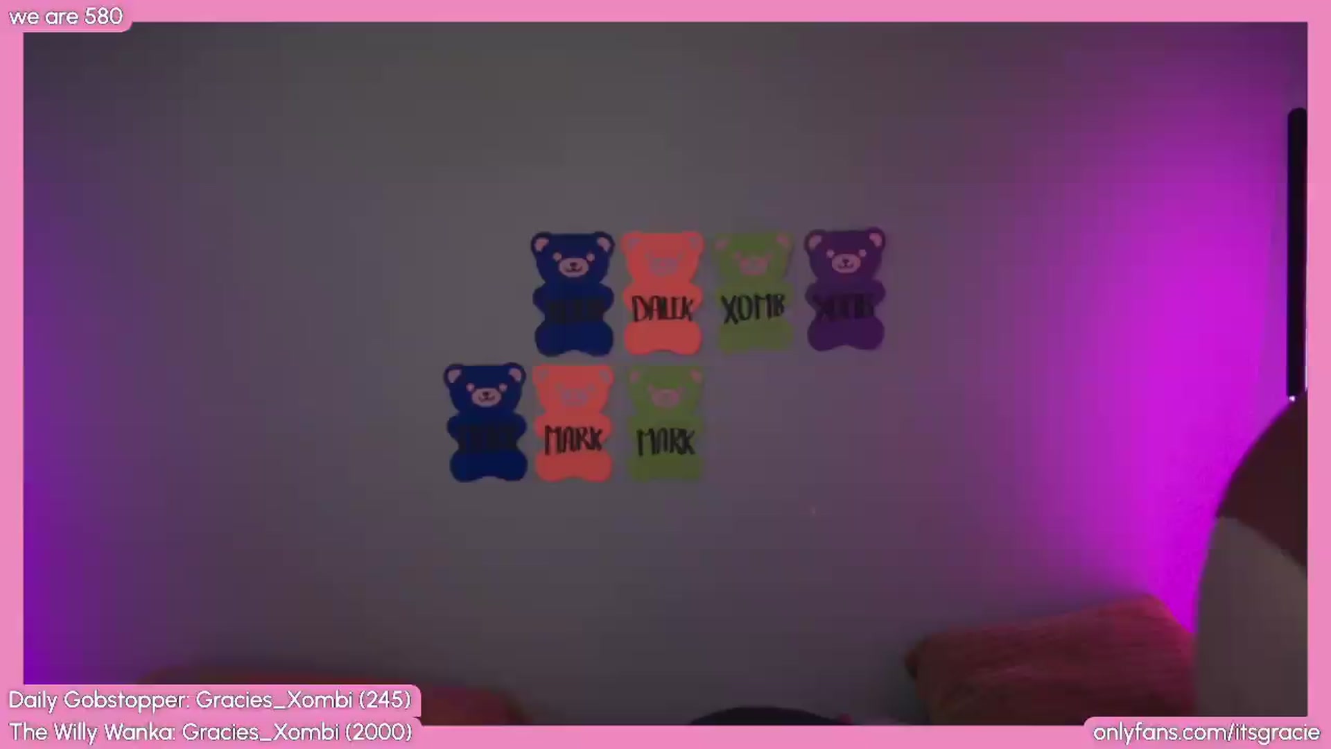 Gallery image thumbnail from Gracie's myfreecams stream on, 08/03/2026, 24:01 image 19 of 20