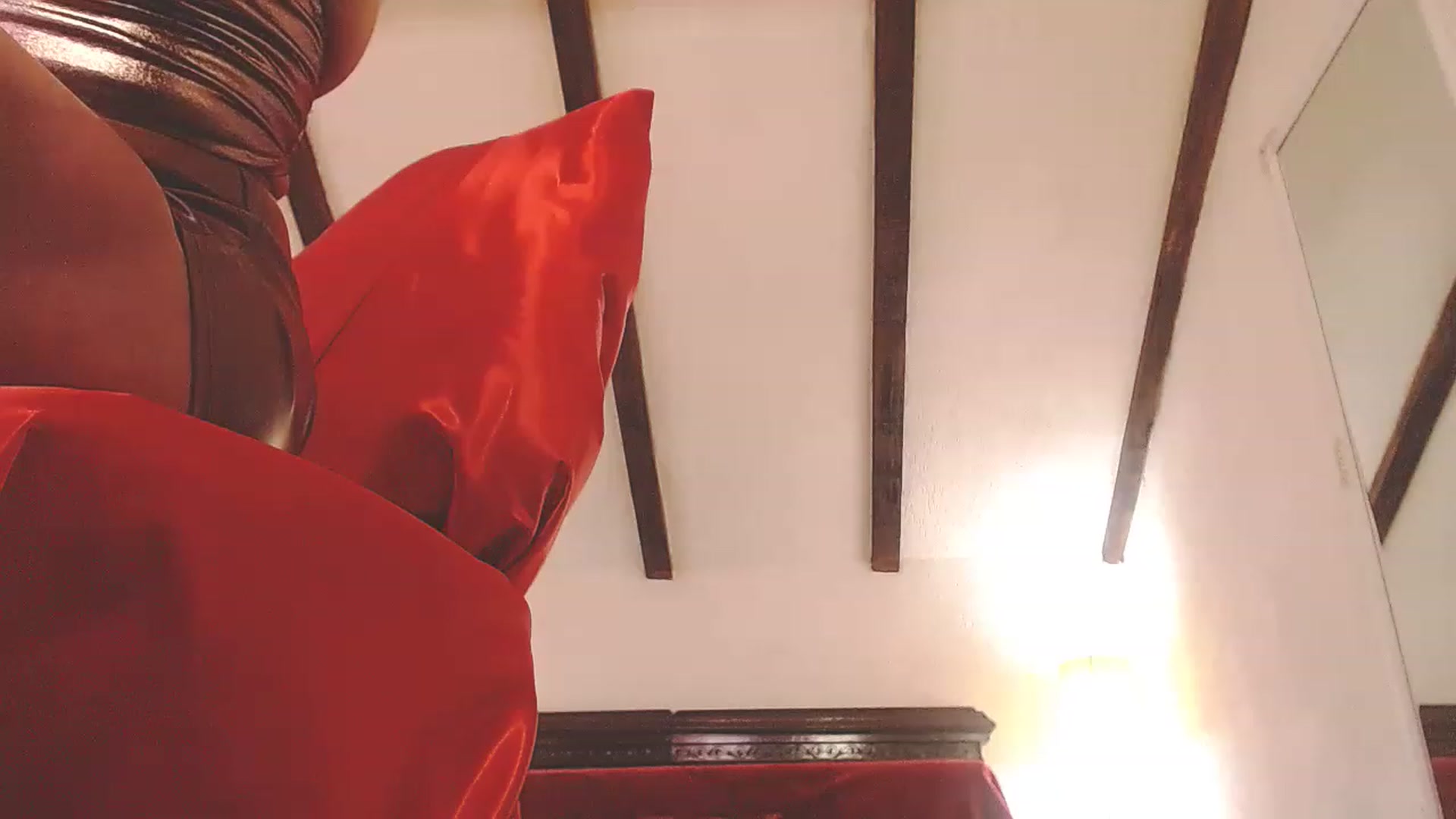 Gallery image thumbnail from Graciellla's myfreecams stream on, 05/14/2023, 20:14 image 8 of 20